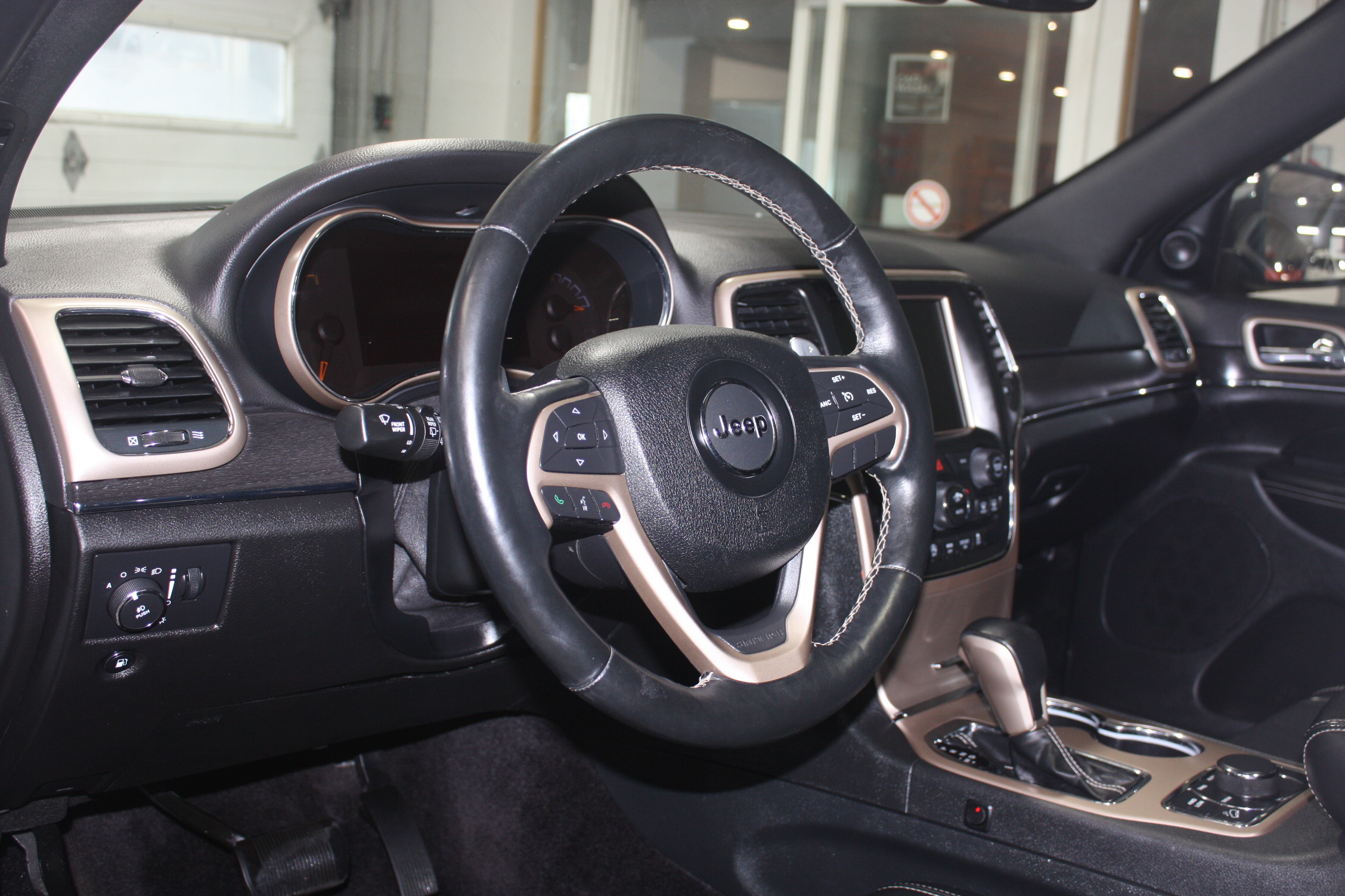 2017 JEEP GRAND CHEROKEE LIMITED 4X4