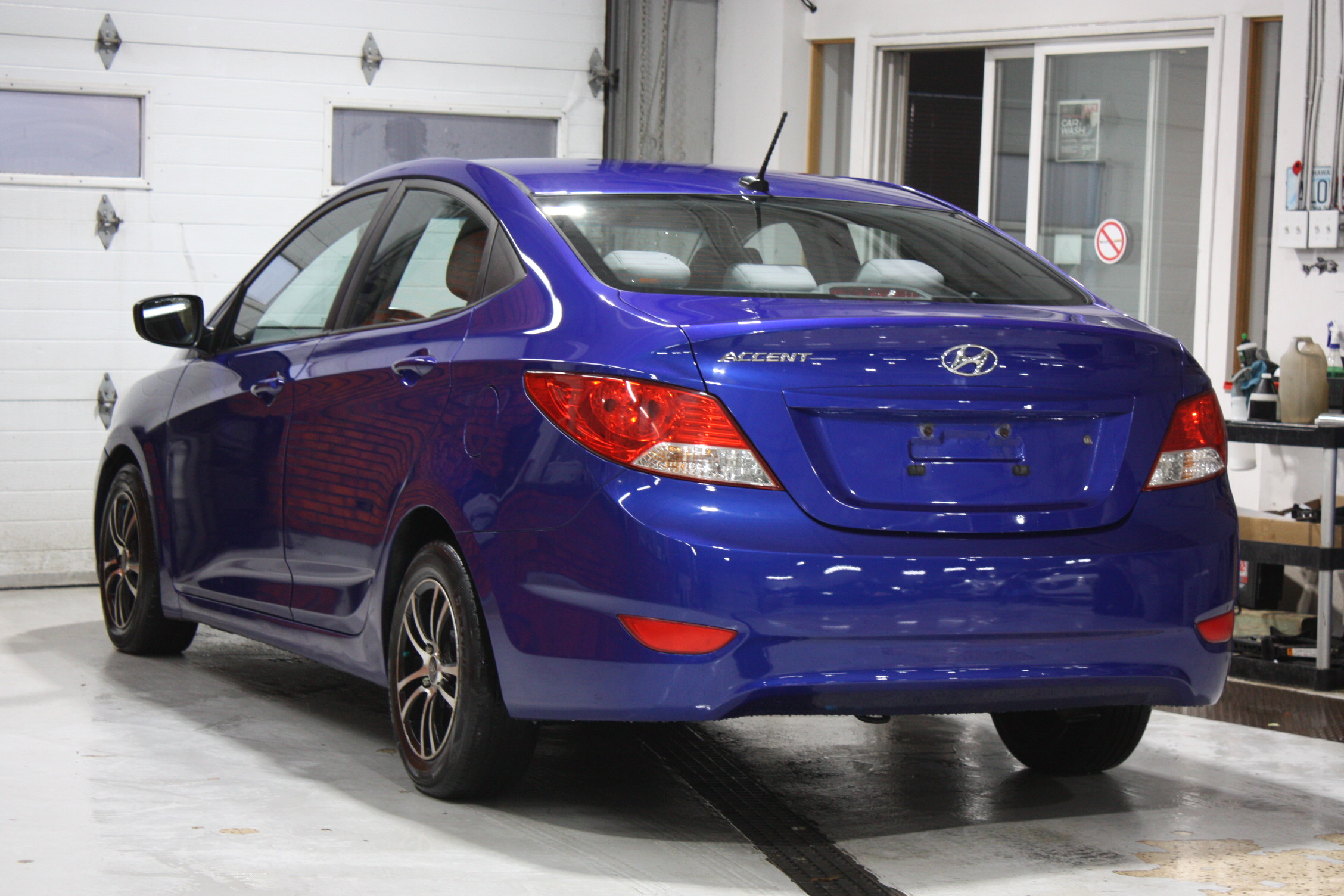 2013 HYUNDAI ACCENT GL