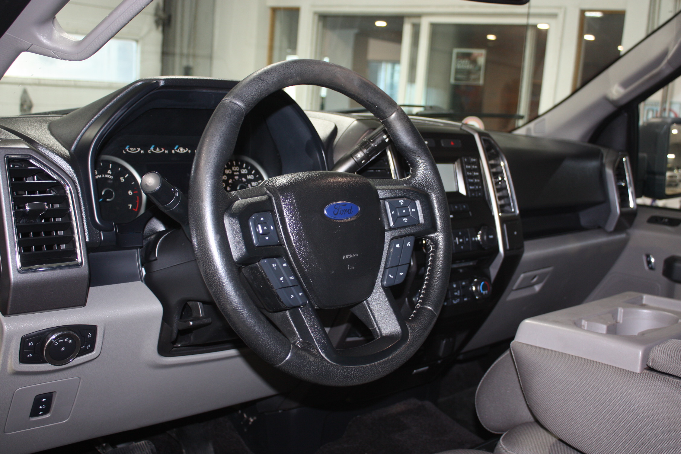 2015 FORD F-150 XTR 4X4 SUPERCREW