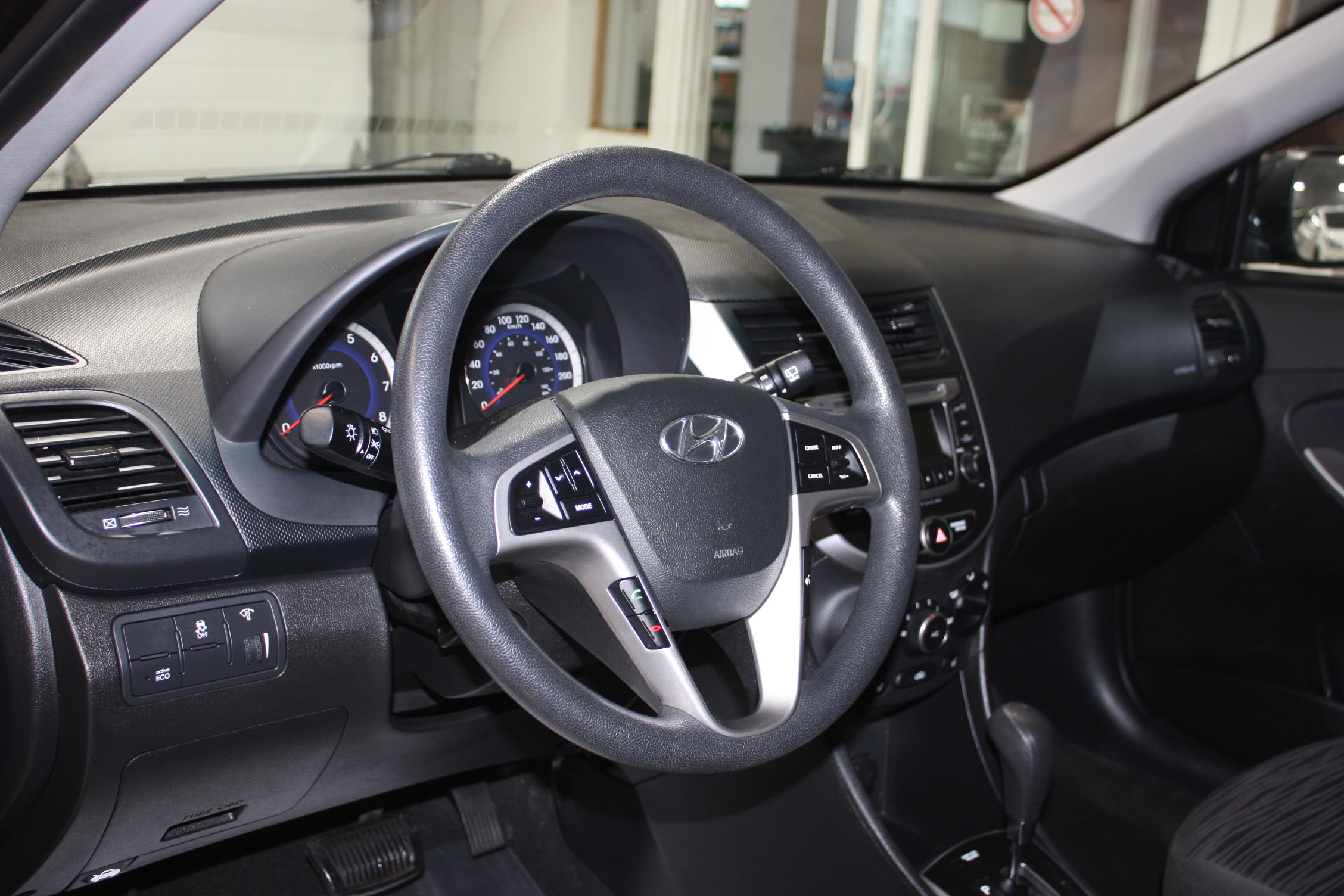 2017 HYUNDAI ACCENT GL HATCHBACK