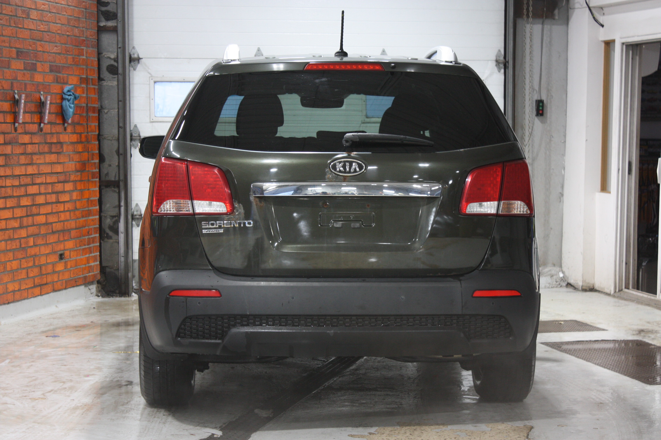 2013 KIA SORENTO LX AWD