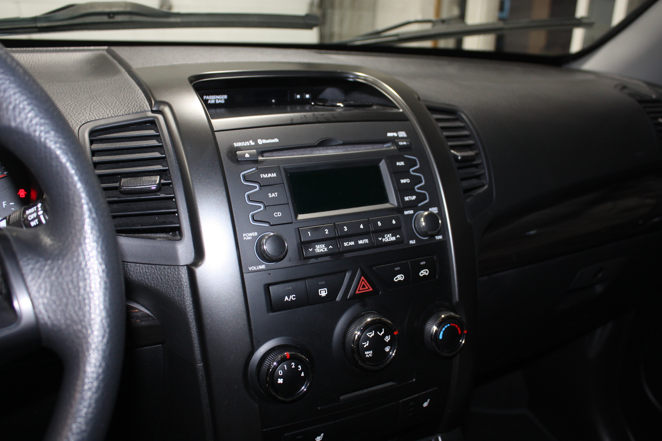 2013 KIA SORENTO LX AWD