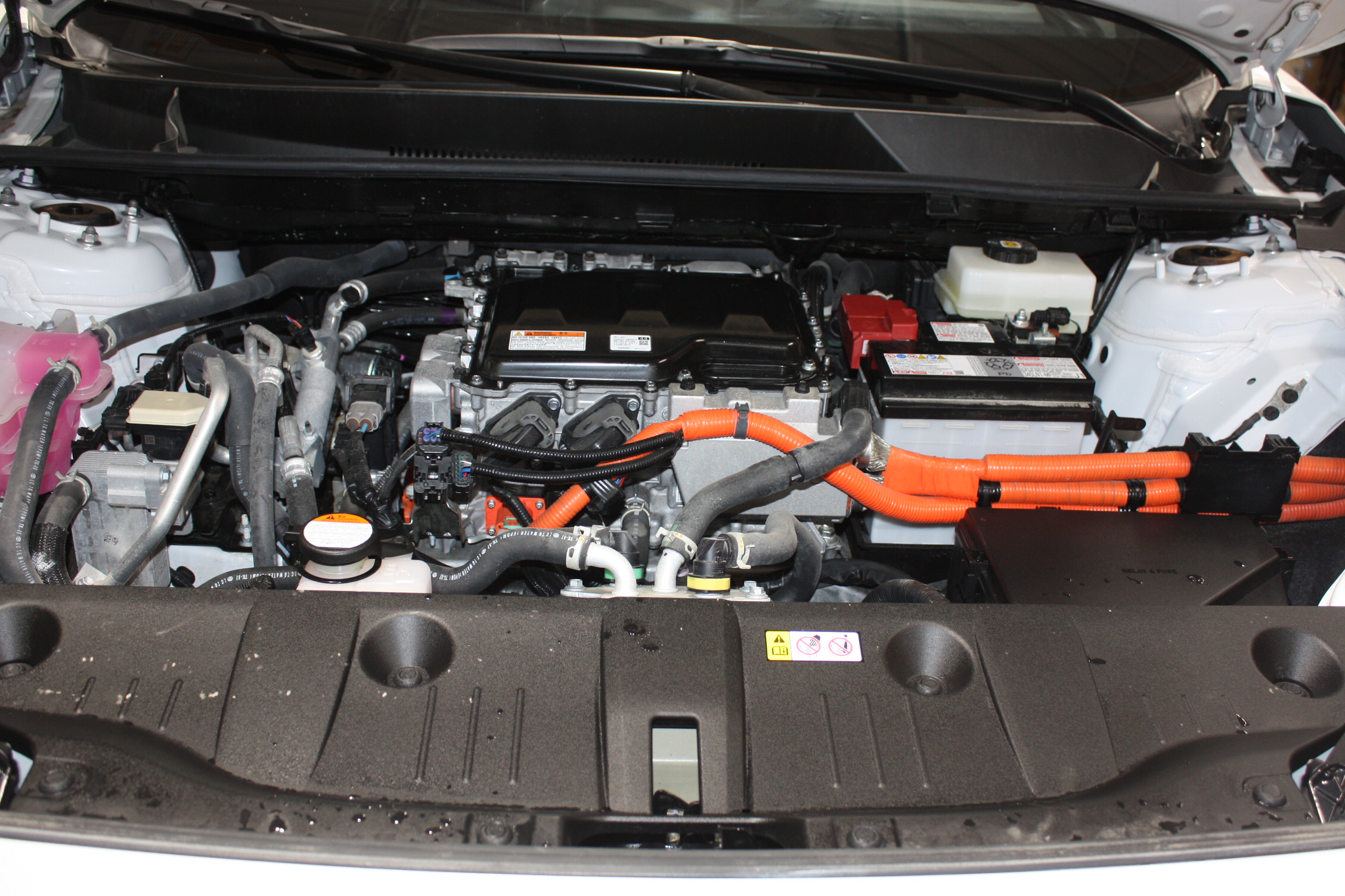 2024 TOYOTA BZ4X LE FWD