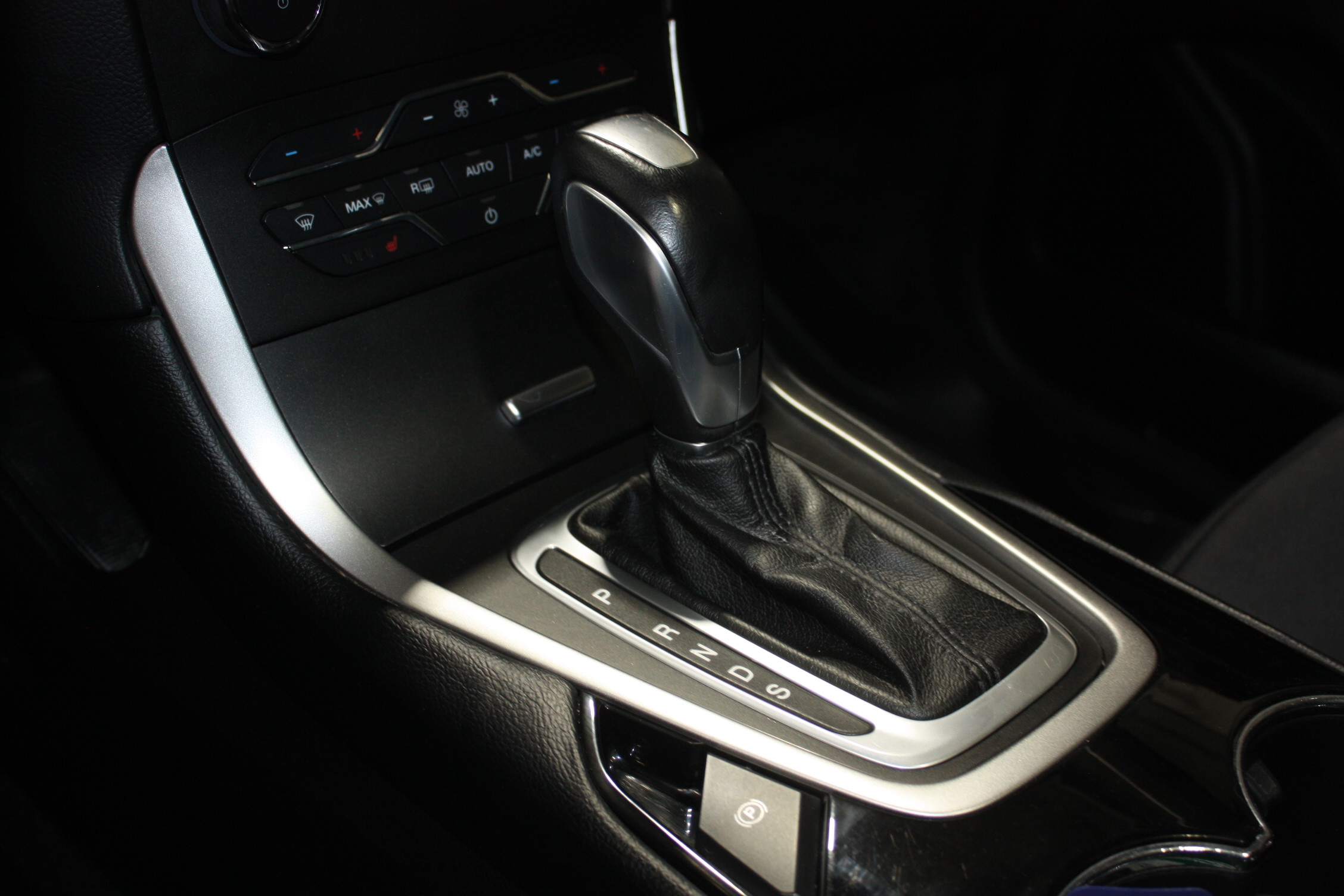 2018 FORD EDGE SEL AWD