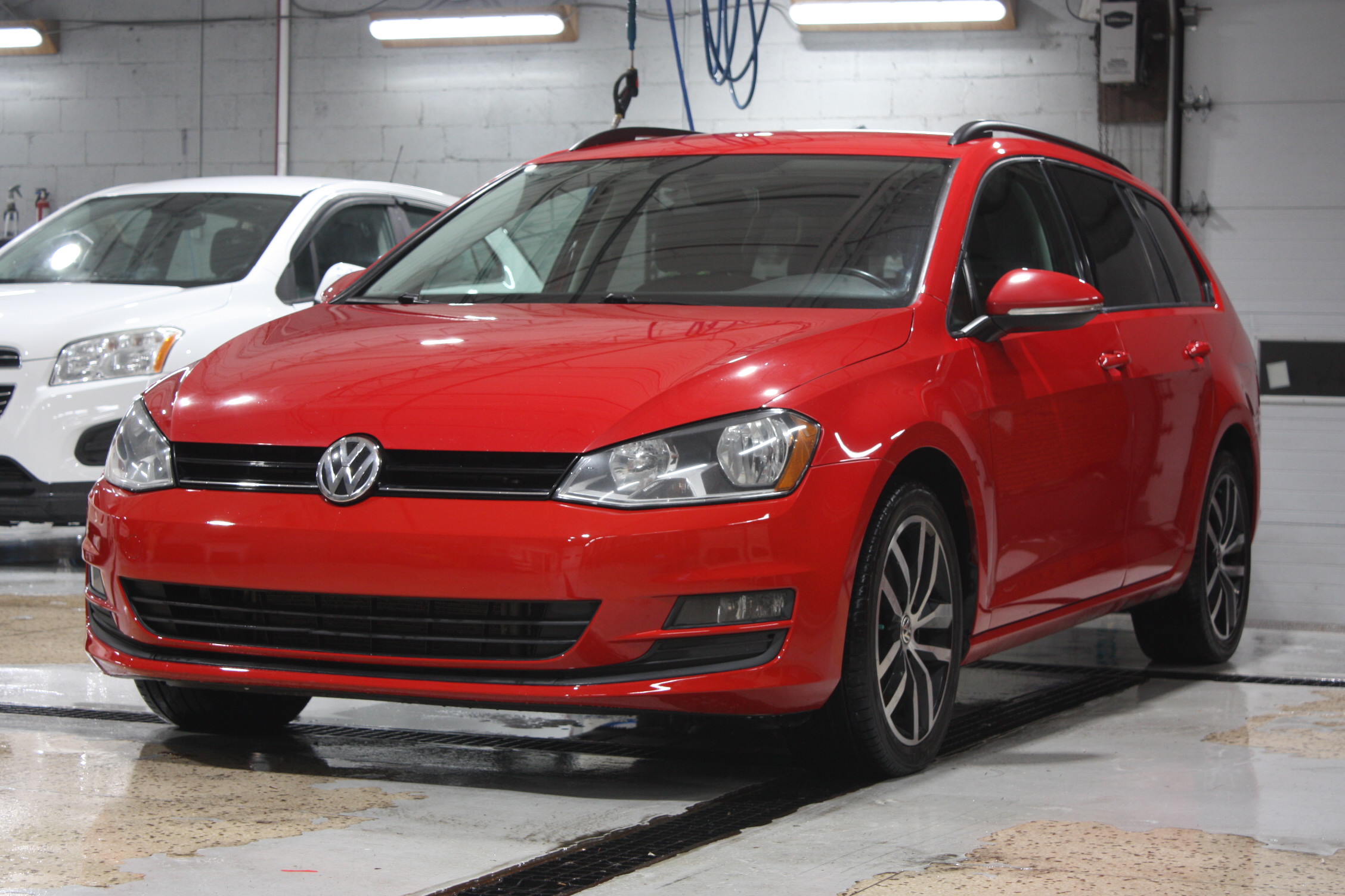 2017 VOLKSWAGEN GOLF SPORTWAGEN TSI 4 MOTION AWD