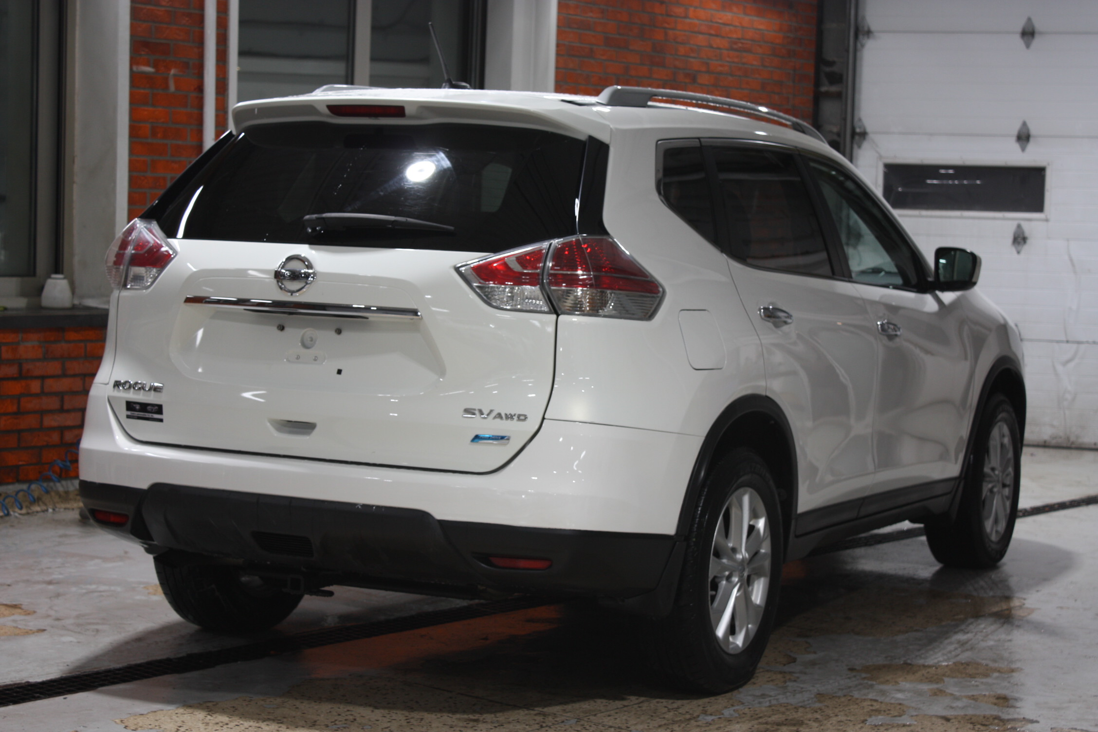 2014 NISSAN ROGUE SV