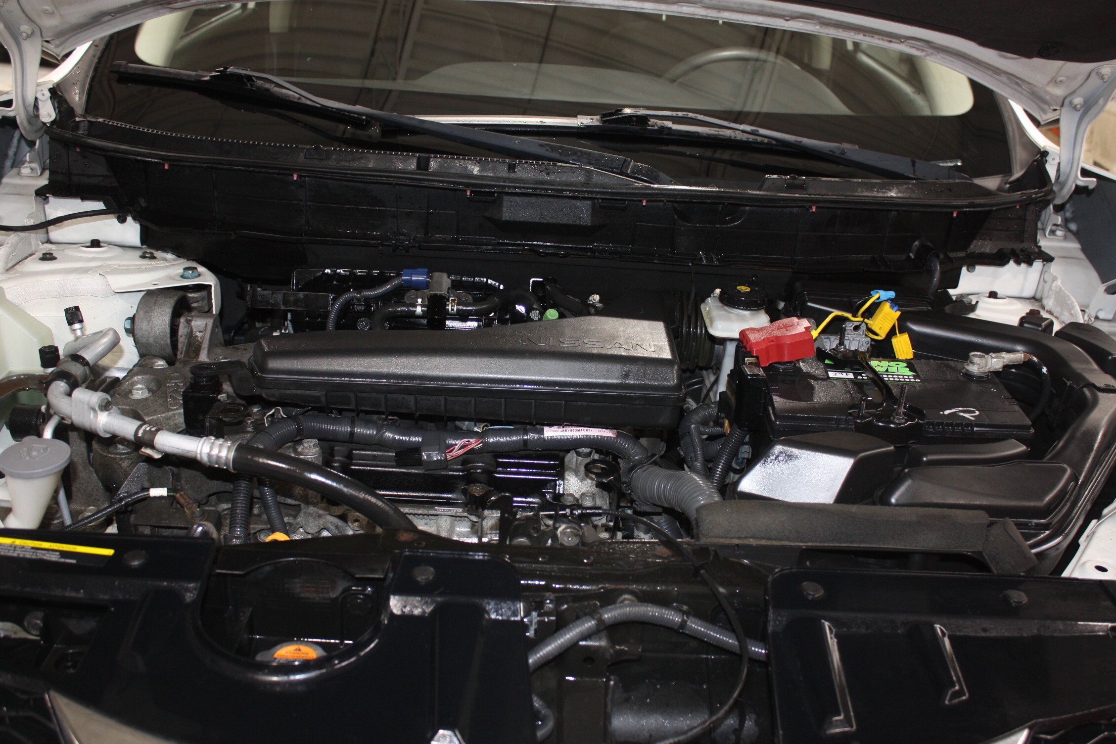 2014 NISSAN ROGUE SV