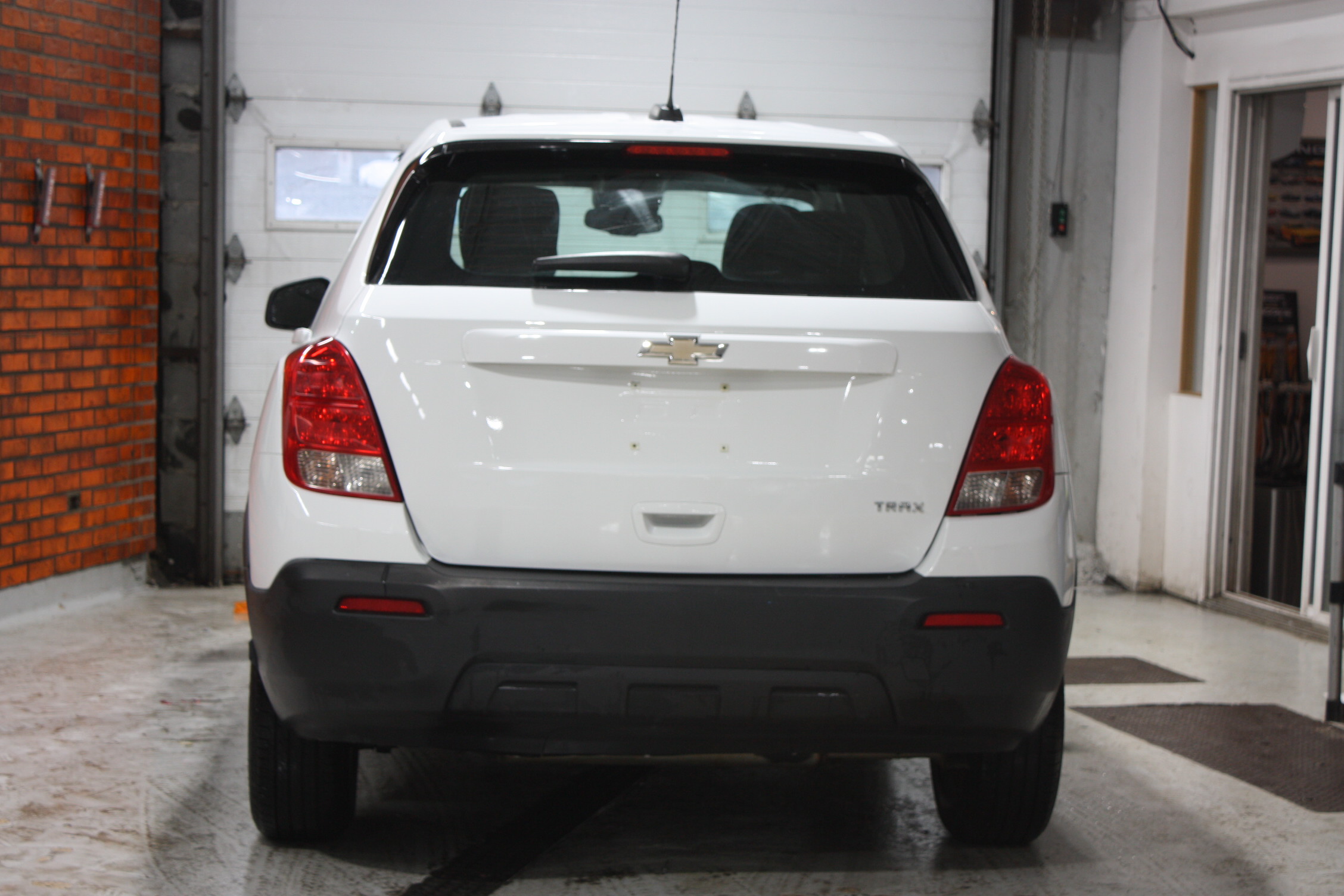 2016 CHEVROLET TRAX LS FWD