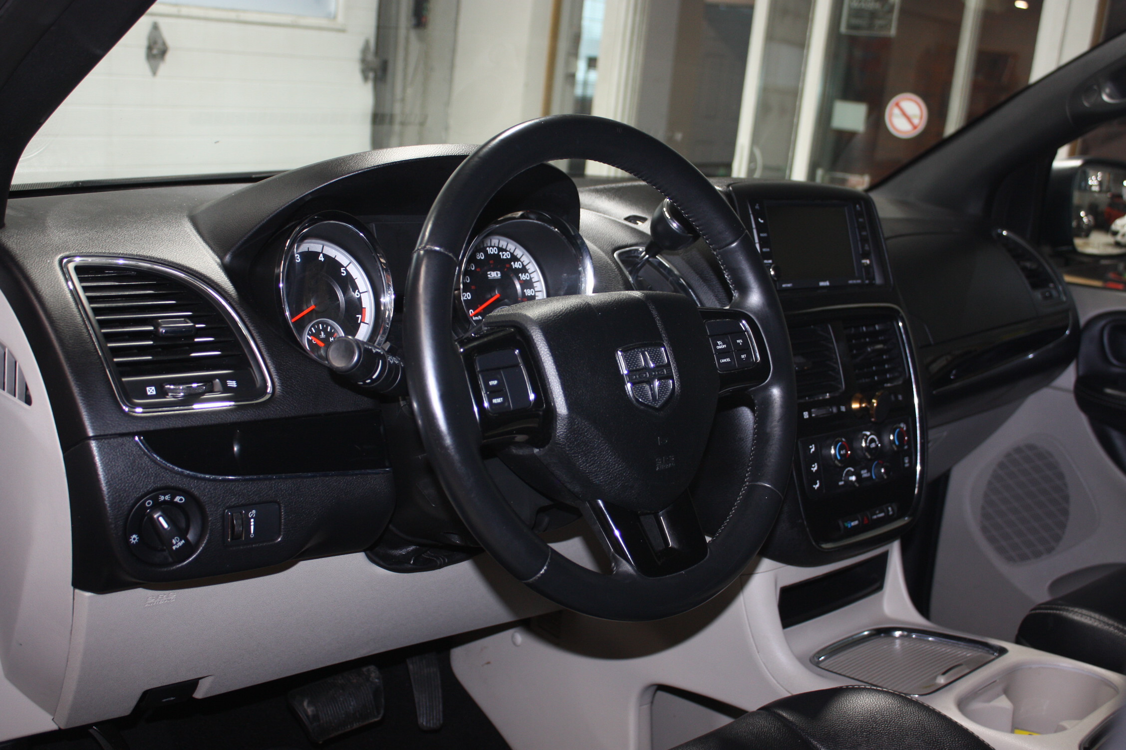 2014 DODGE GRAND CARAVAN 30È ANNIVERSAIRE