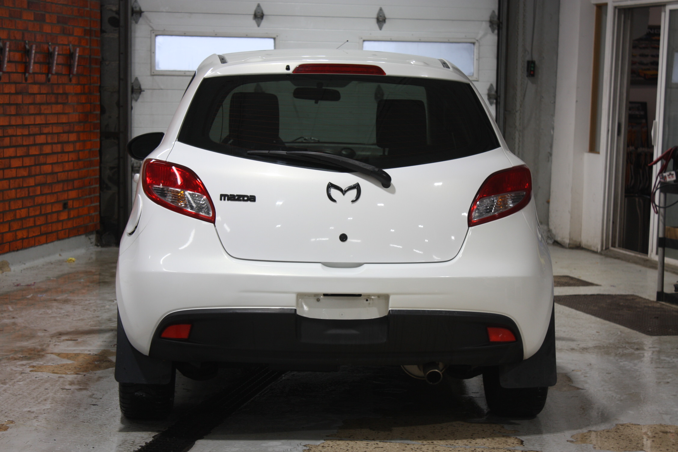 2011 MAZDA 2 HATCHBACK