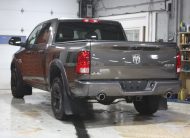 2017 RAM 1500 EXPRESS CREW CAB 4X4 HEMI