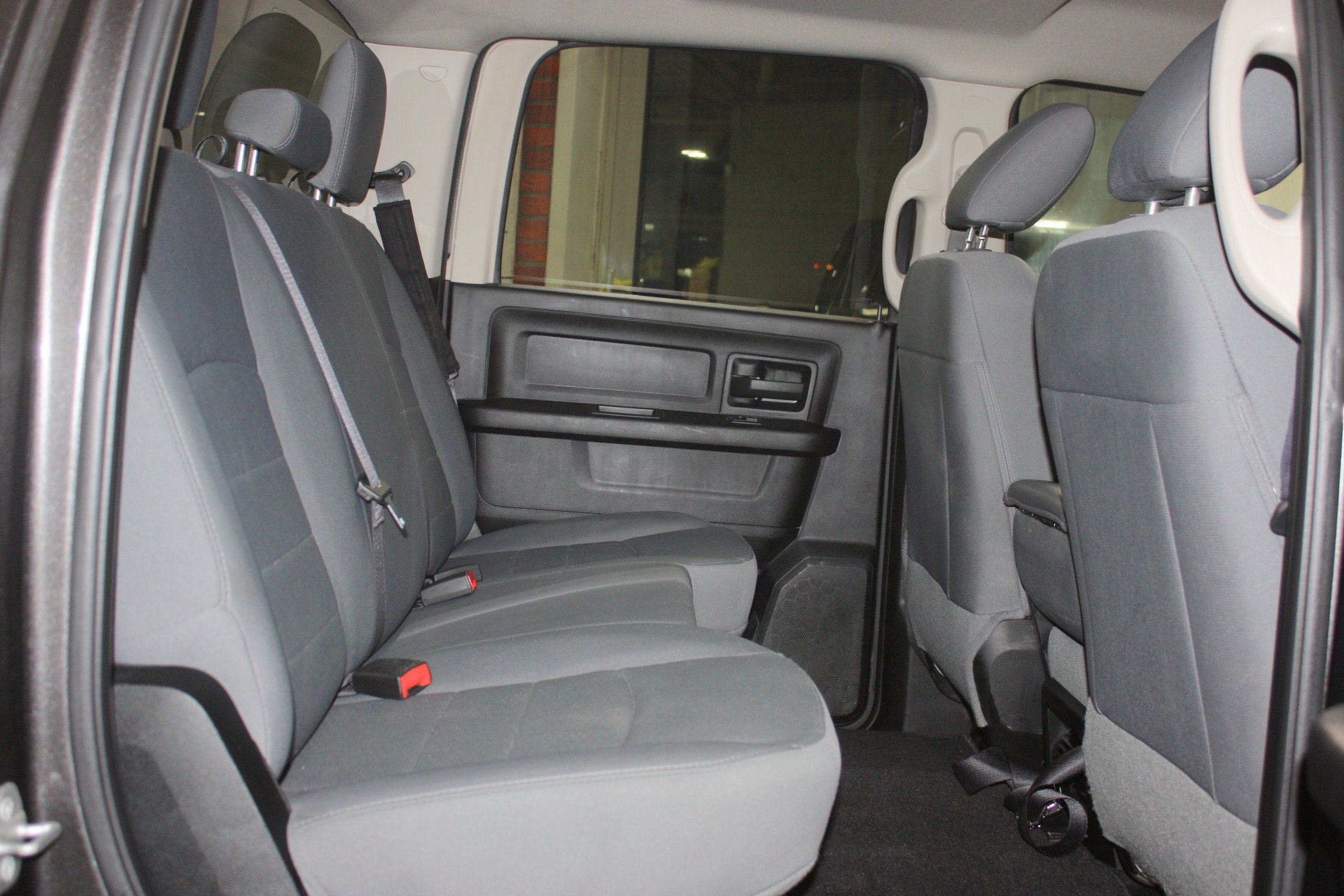 2017 RAM 1500 EXPRESS CREW CAB 4X4 HEMI