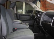 2017 RAM 1500 EXPRESS CREW CAB 4X4 HEMI