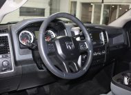 2017 RAM 1500 EXPRESS CREW CAB 4X4 HEMI