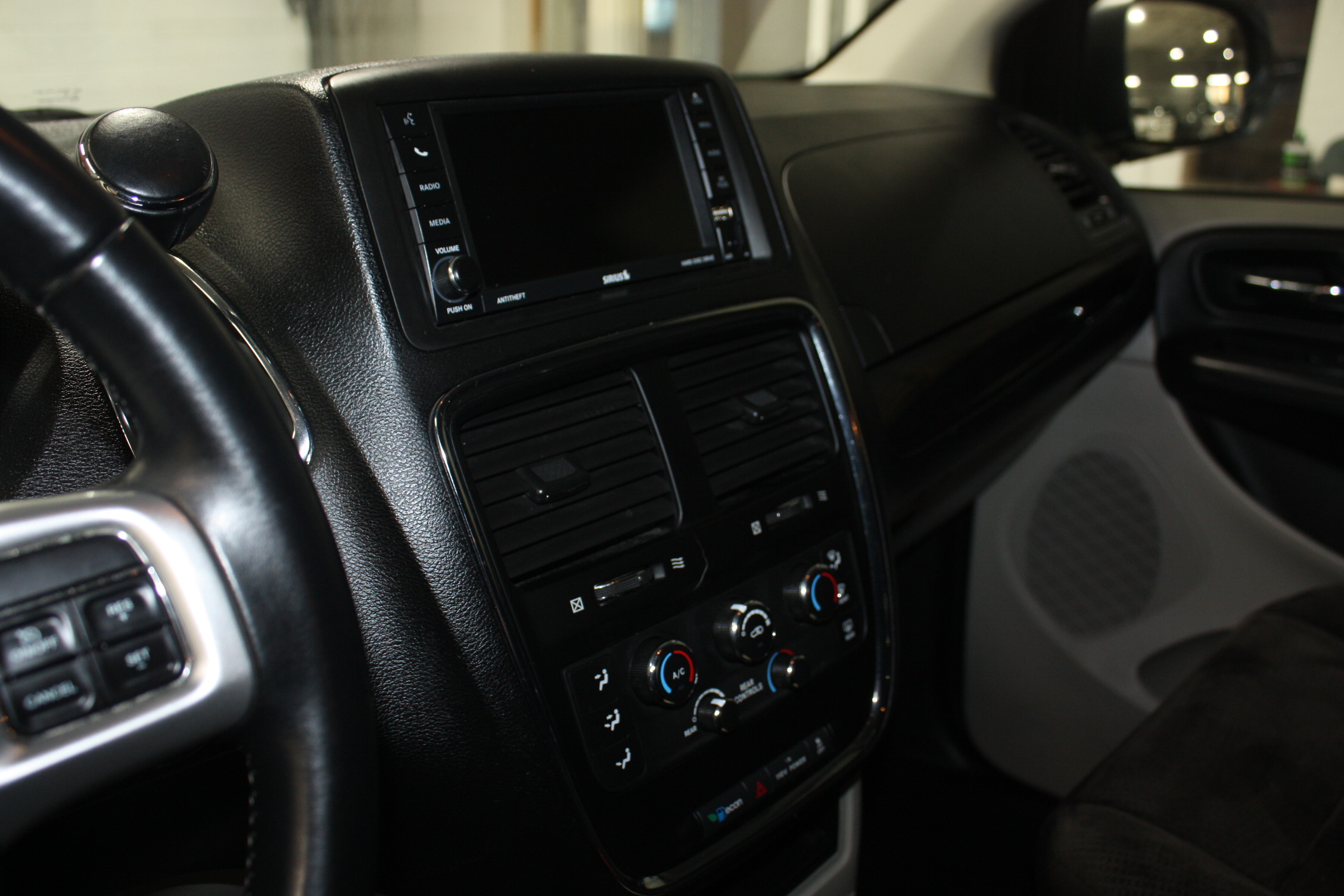 2012 DODGE GRAND CARAVAN SXT