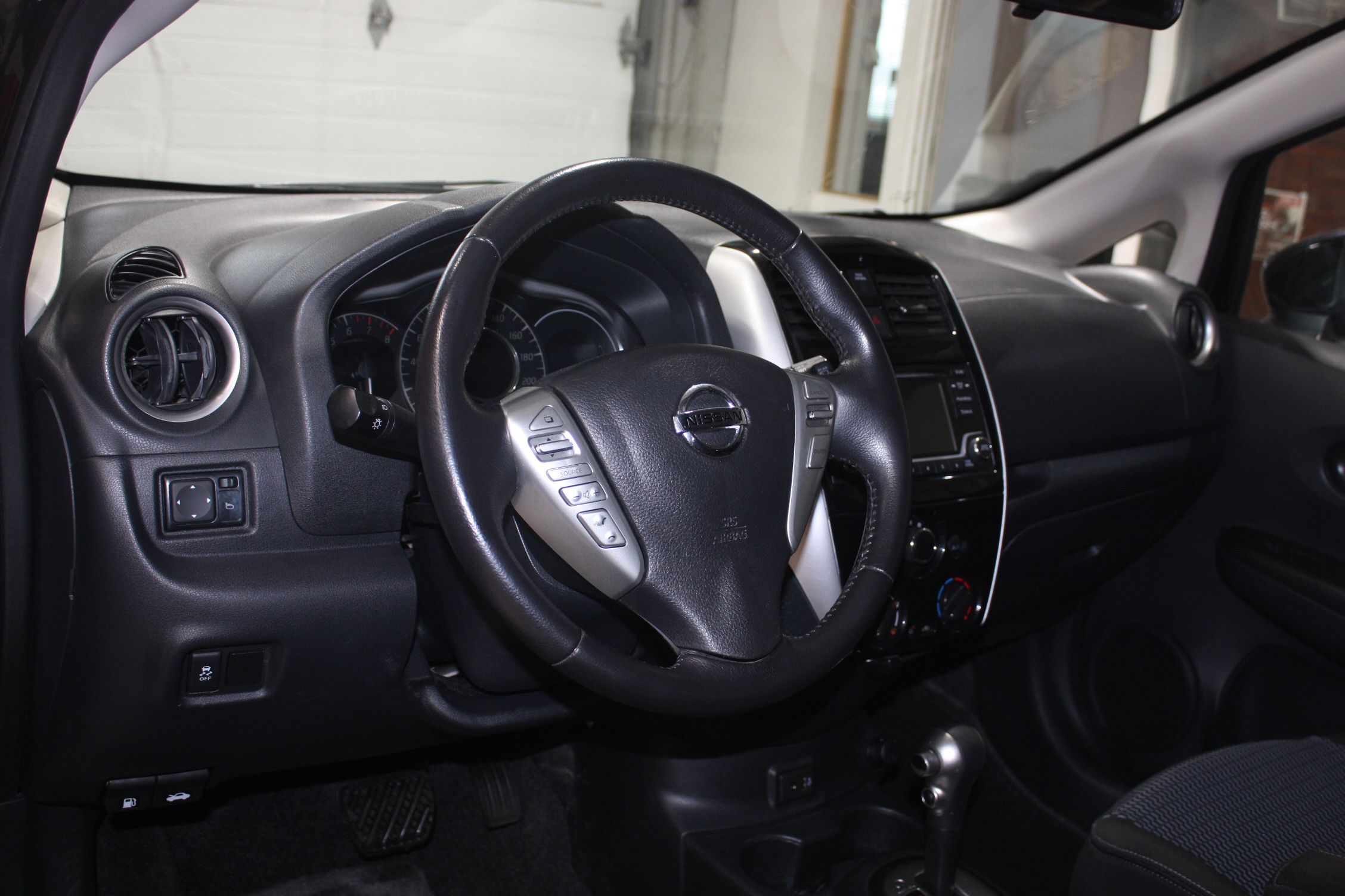 2017 NISSAN VERSA NOTE SV