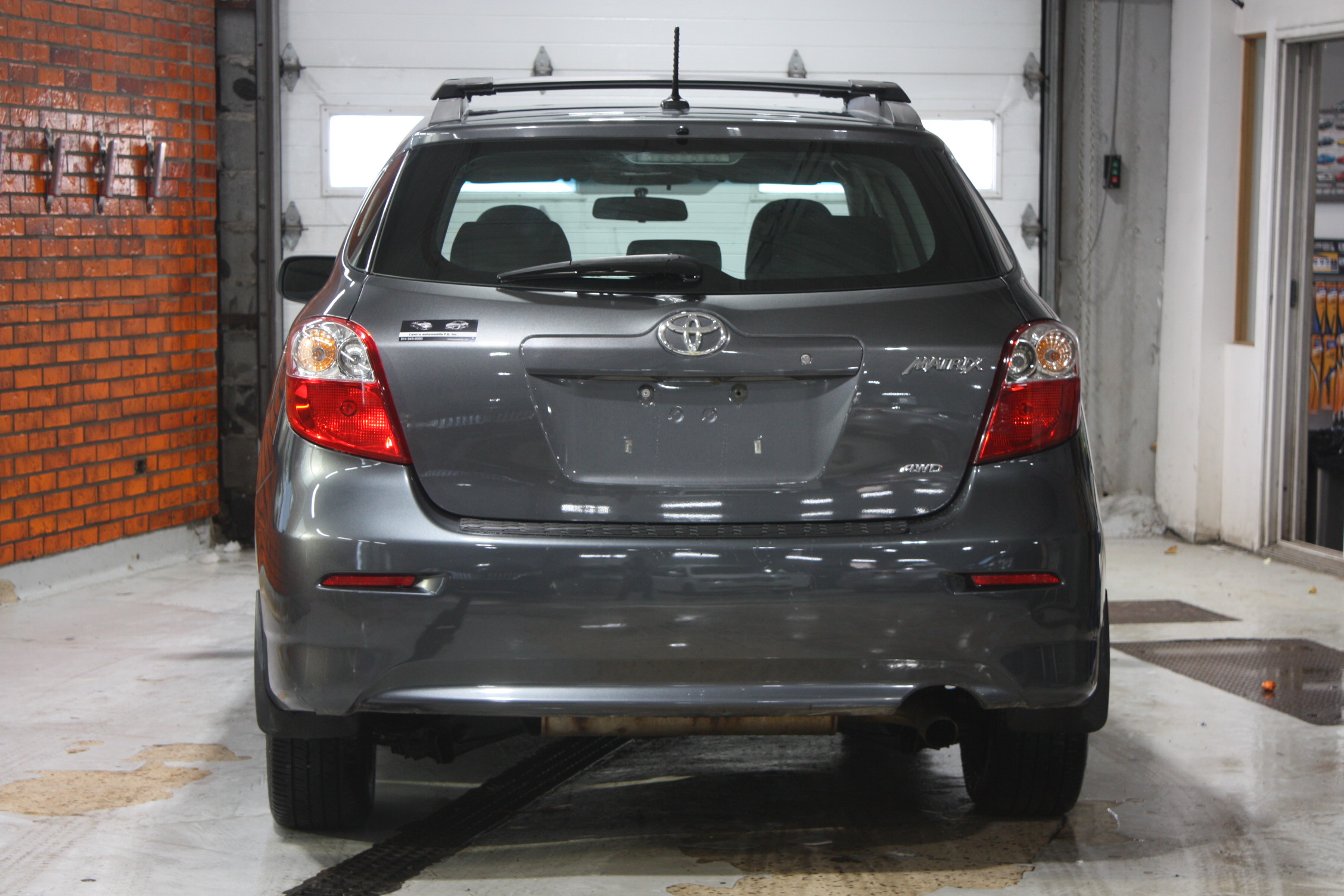 2011 TOYOTA MATRIX AWD