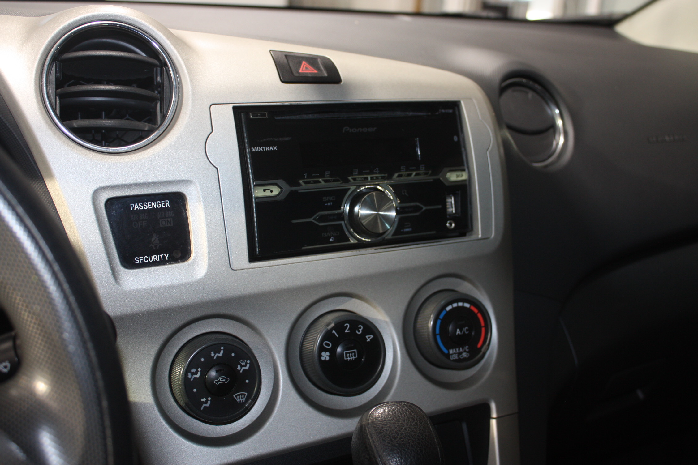 2011 TOYOTA MATRIX AWD