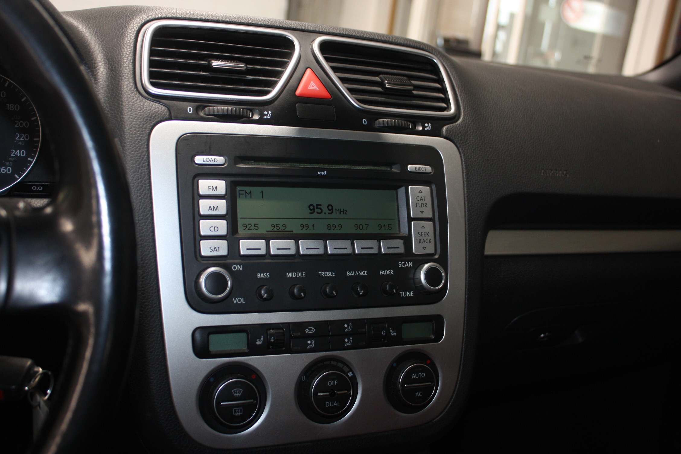 2009 VOLKSWAGEN EOS CONVERTIBLE