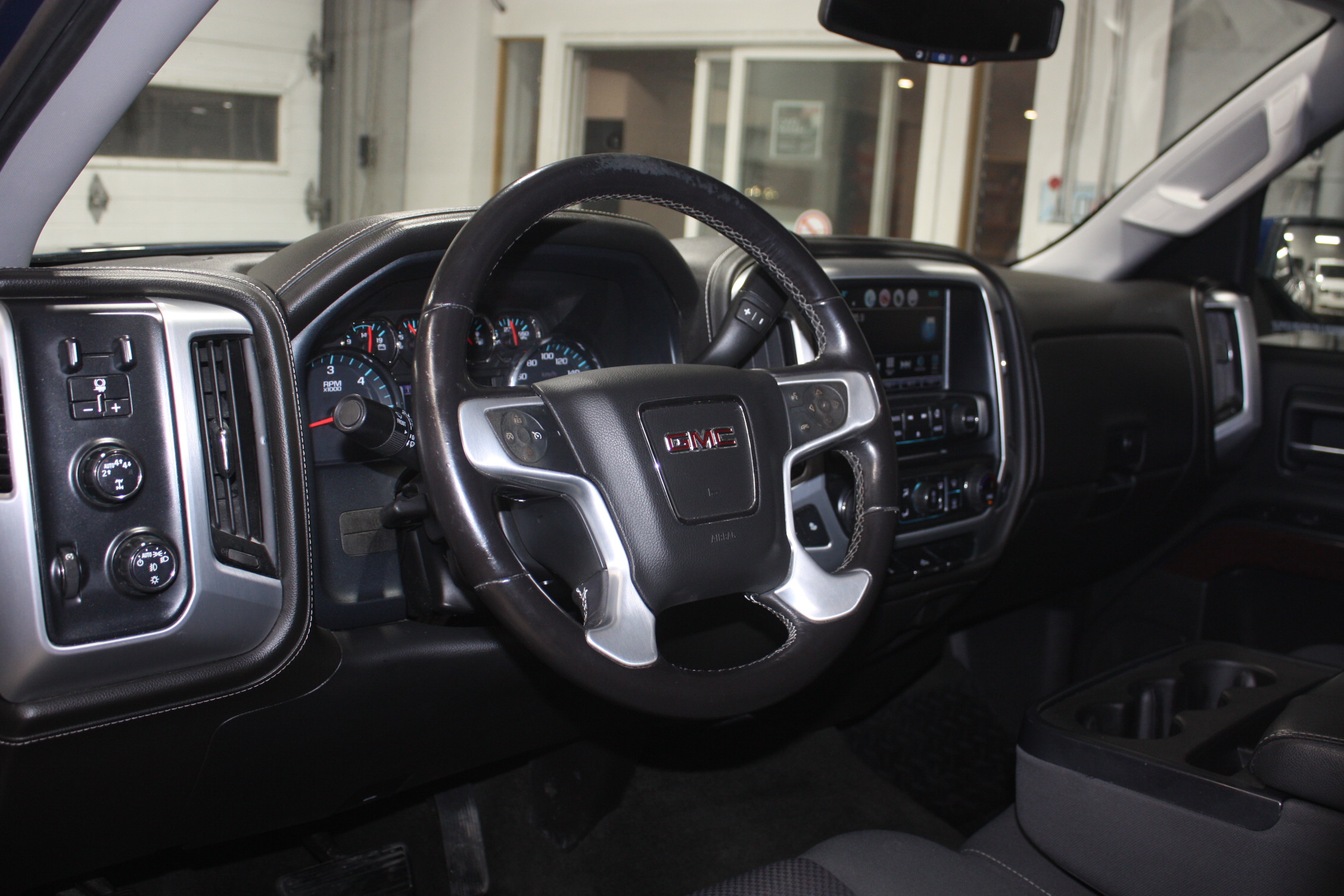 2018 GMC SIERRA 1500 SLE 4X4 CREW CAB