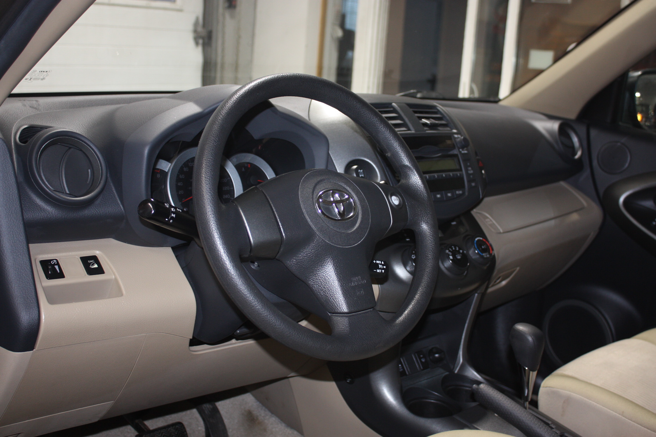 2011 TOYOTA RAV 4 4WD V6