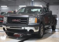 2011 GMC SIERRA 1500 4X4 EXTENDED CAB 8&prime; BED