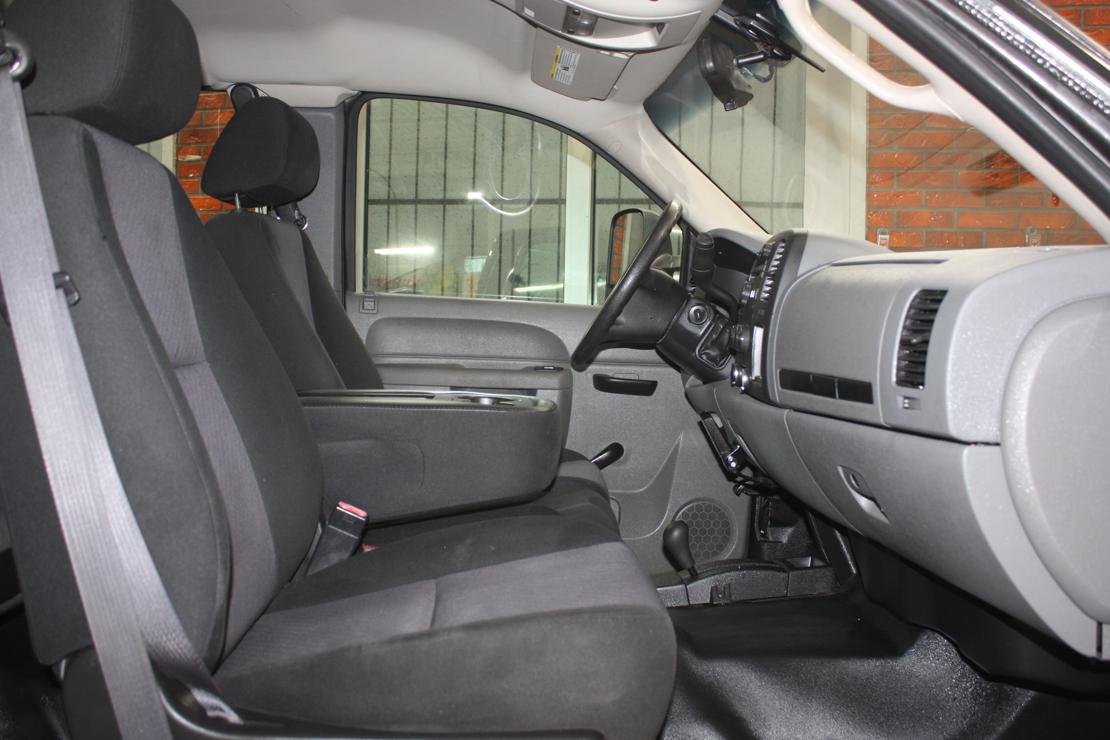 2011 GMC SIERRA 1500 4X4 EXTENDED CAB 8&prime; BED