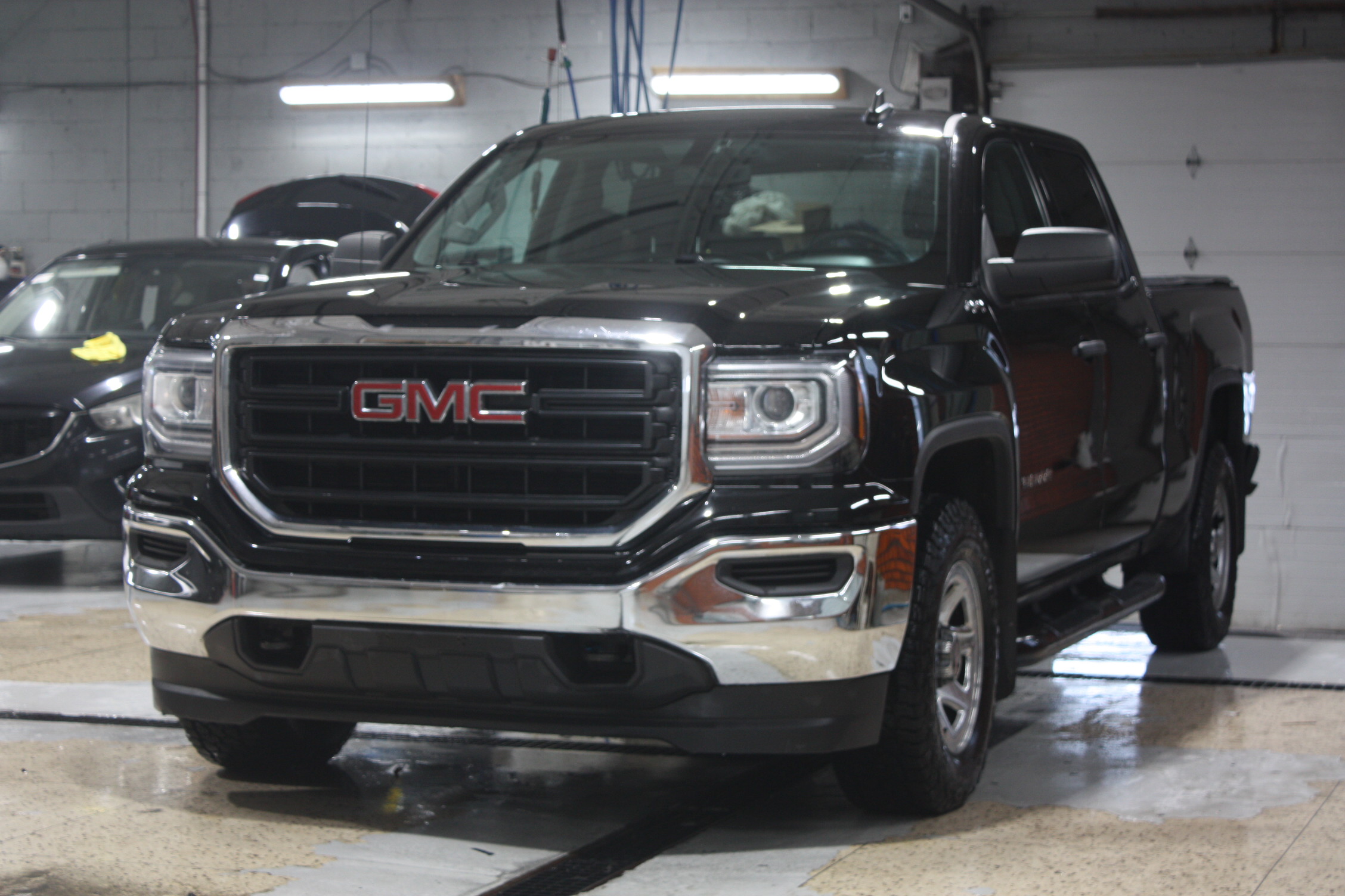 2017 GMC SIERRA CREW CAB 4X4