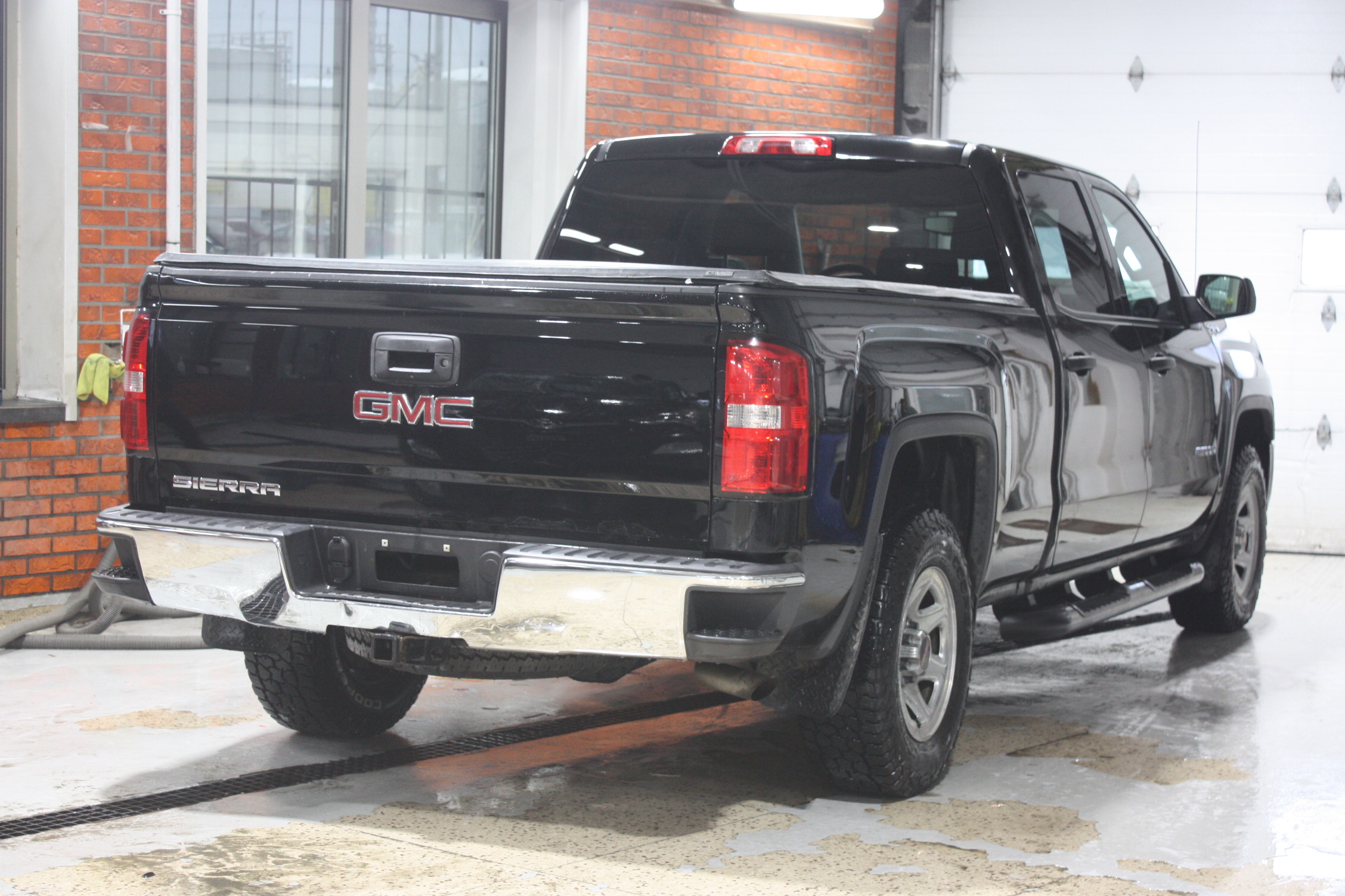 2017 GMC SIERRA CREW CAB 4X4