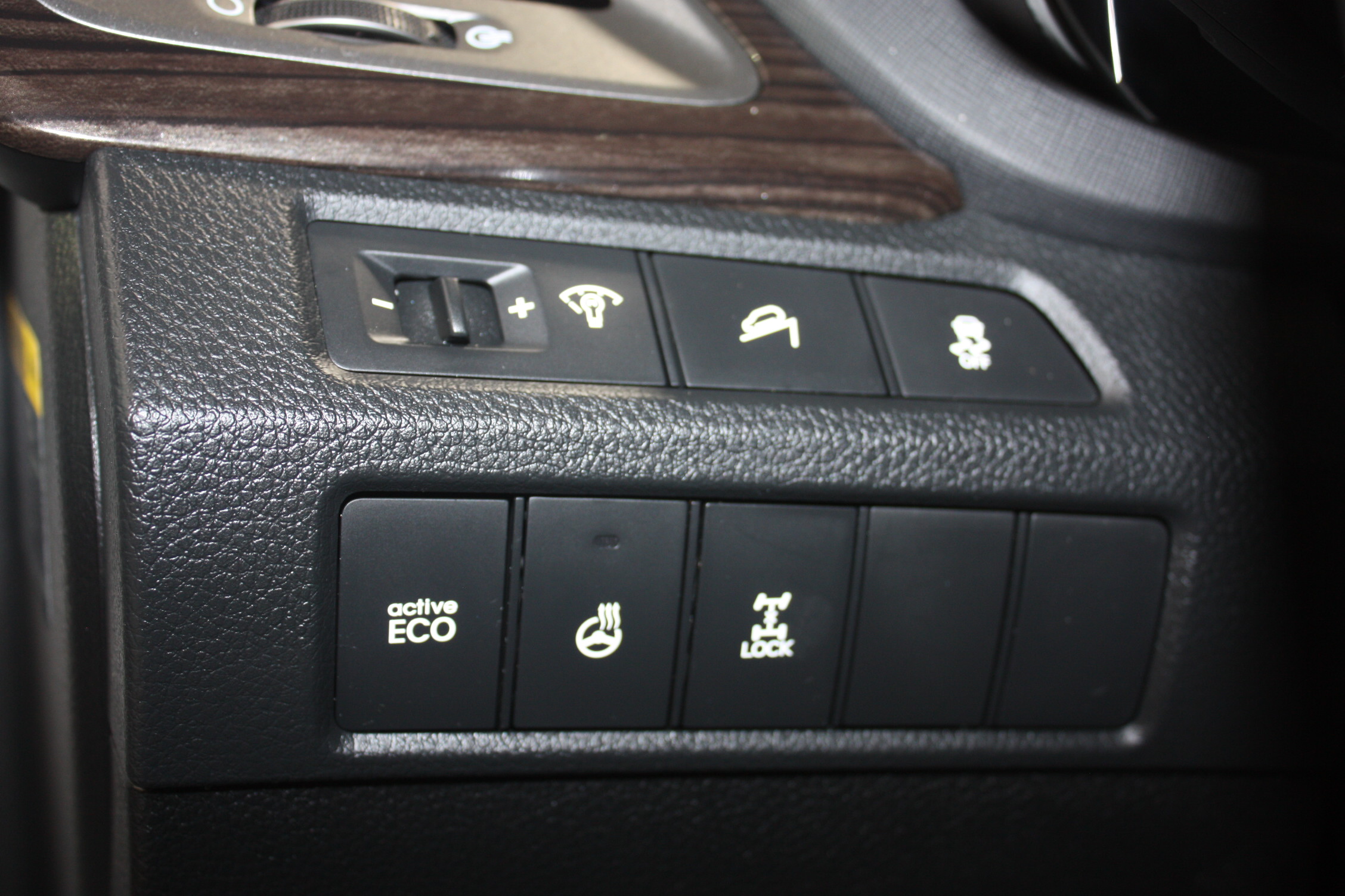 2016 HYUNDAI SANTA FE SPORT SE AWD