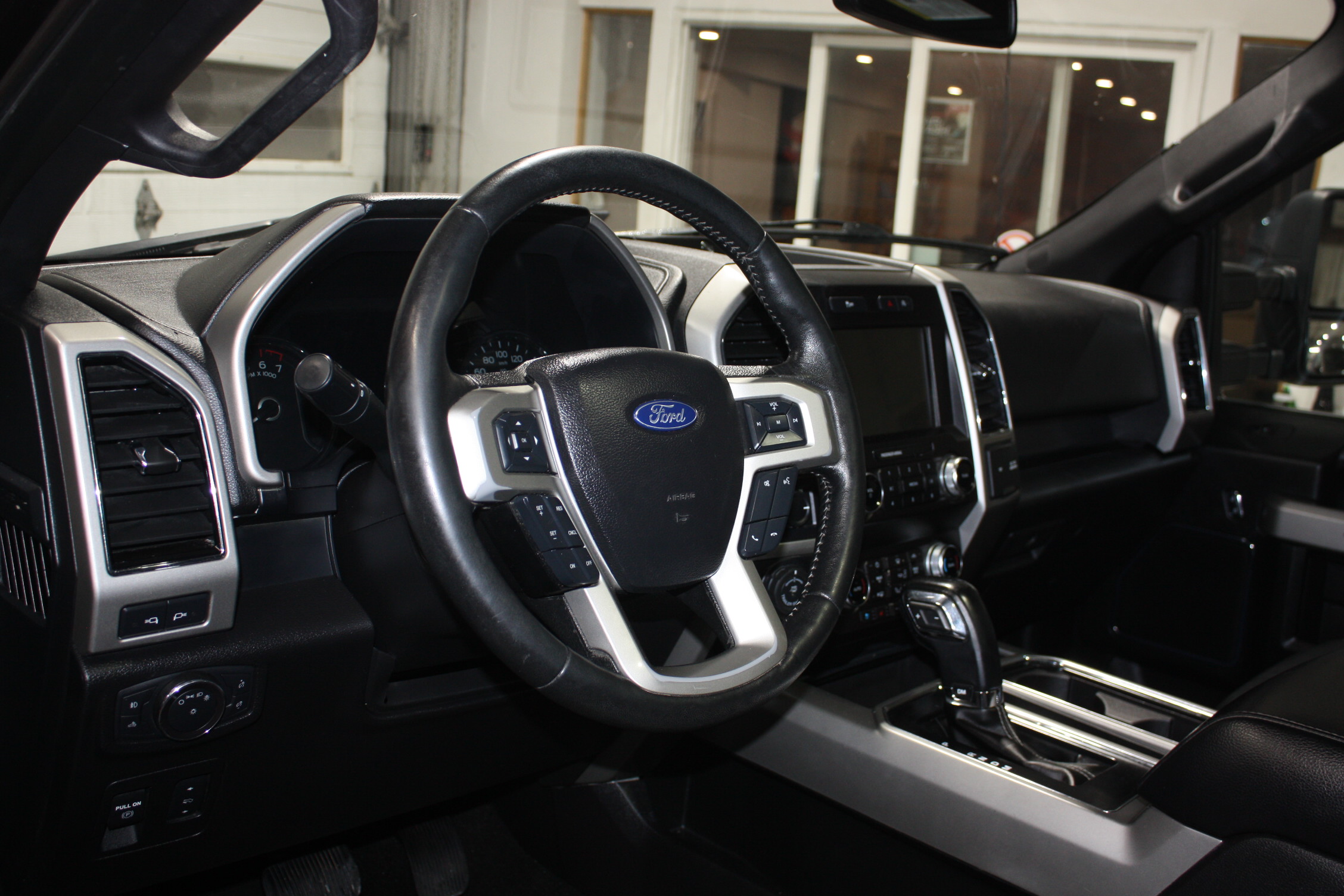 2019 FORD F-150 LARIAT SPORT SUPERCREW 4X4