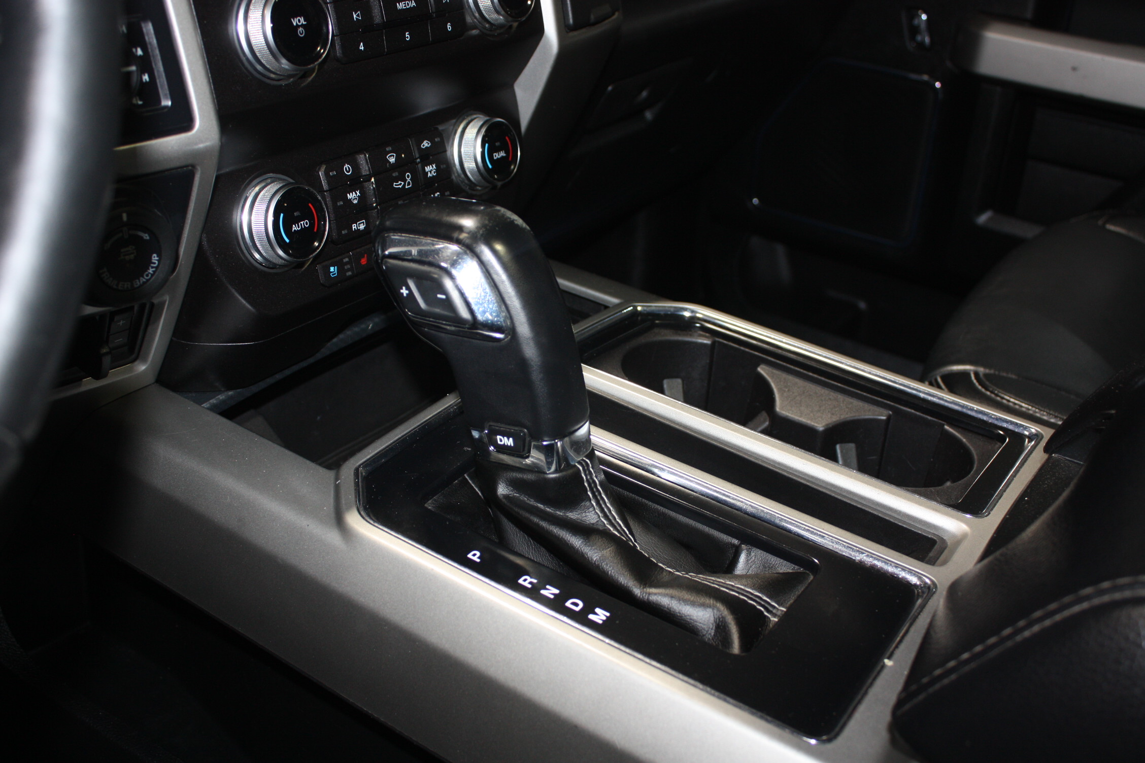 2019 FORD F-150 LARIAT SPORT SUPERCREW 4X4