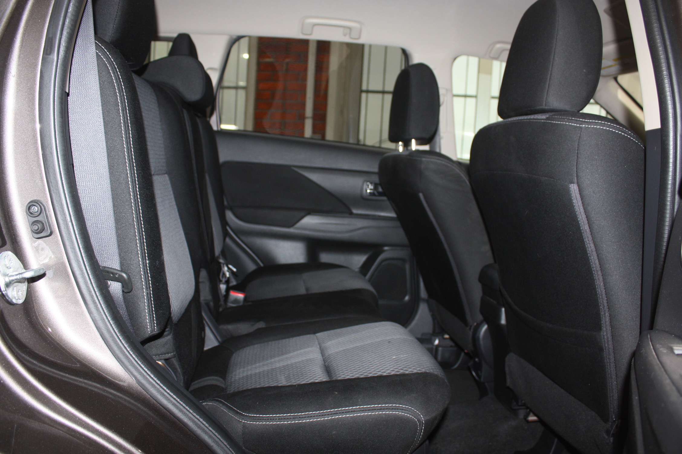 2017 MITSUBISHI OUTLANDER ES FWD