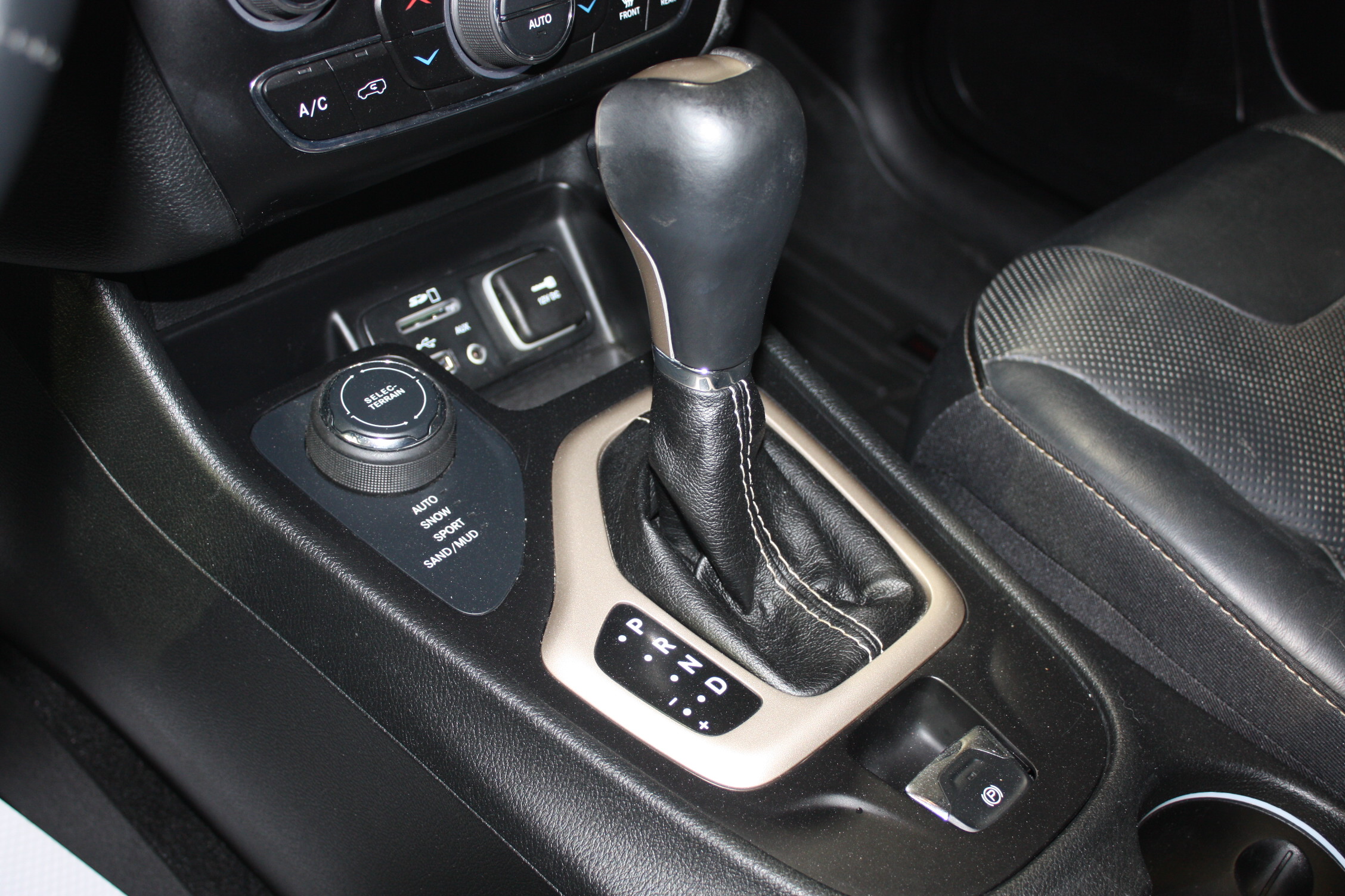 2016 JEEP CHEROKEE LIMITED 4X4 V6