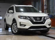 2017 NISSAN ROGUE SV AWD