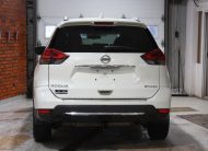 2017 NISSAN ROGUE SV AWD