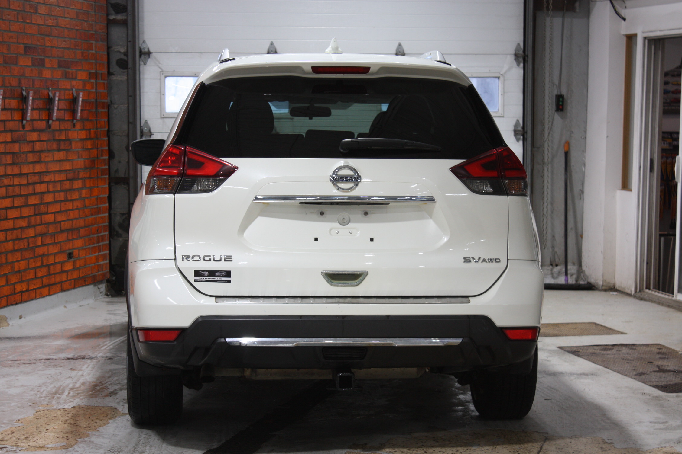 2017 NISSAN ROGUE SV AWD