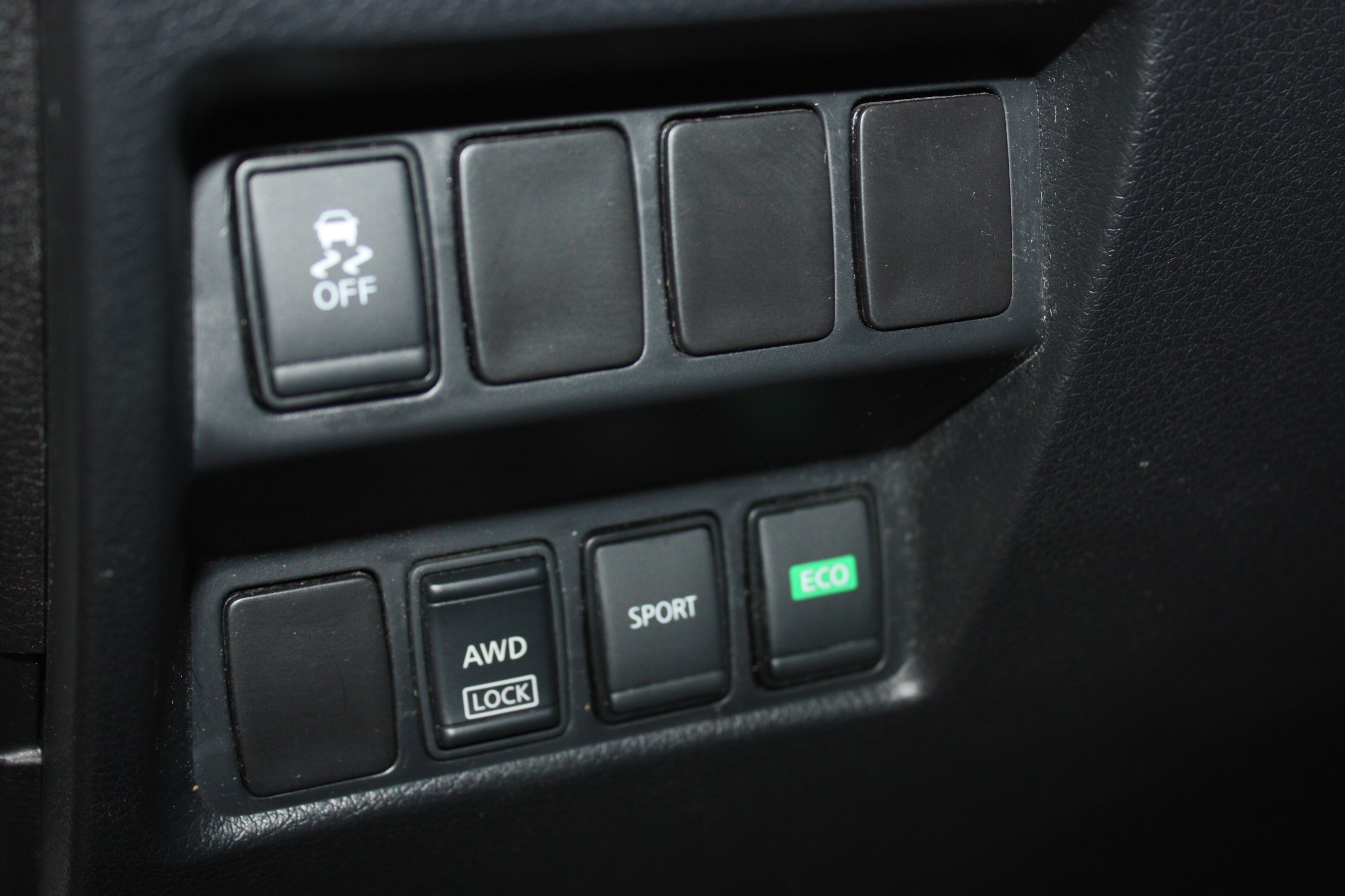 2017 NISSAN ROGUE SV AWD