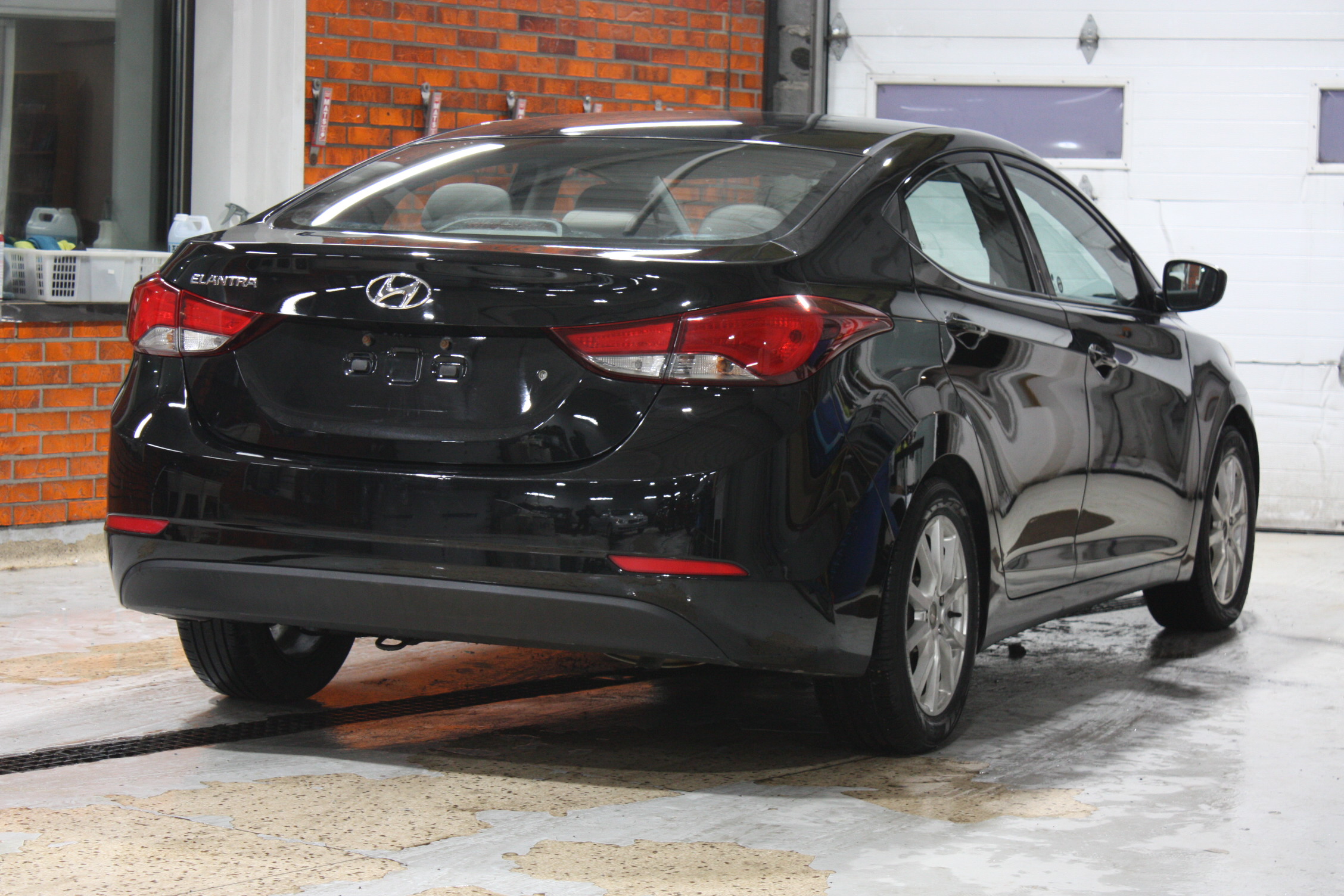 2015 HYUNDAI ELANTRA