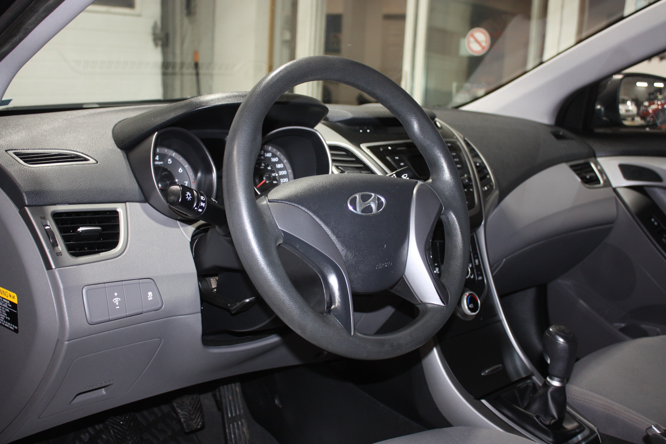 2015 HYUNDAI ELANTRA