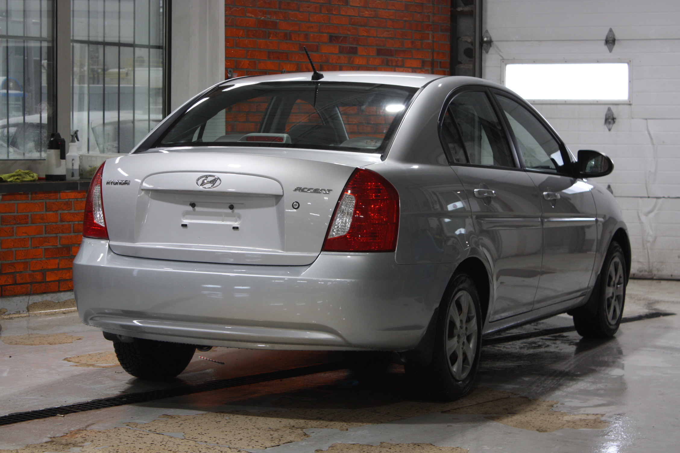 2009 HYUNDAI ACCENT GL