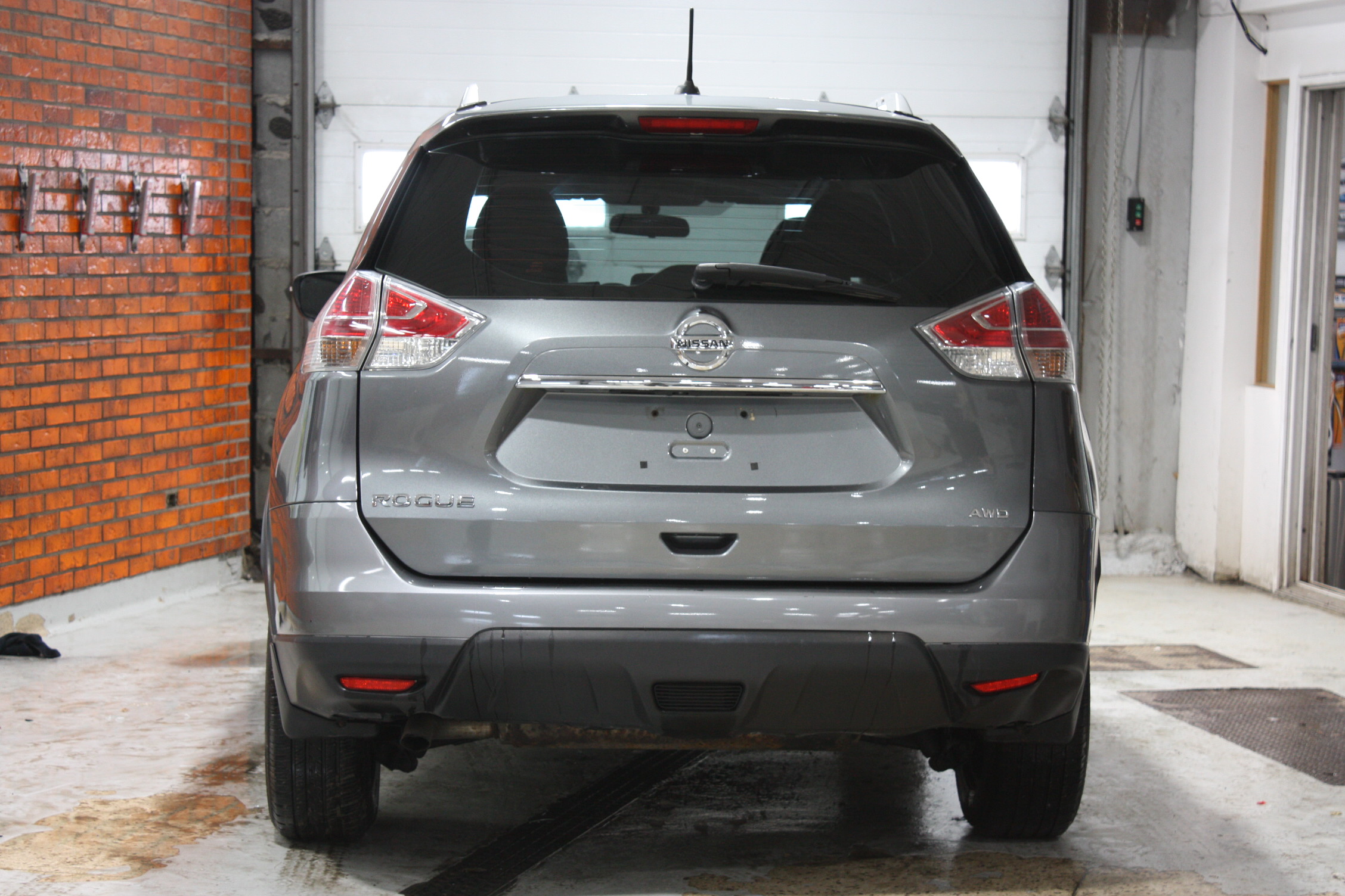 2016 NISSAN ROGUE AWD