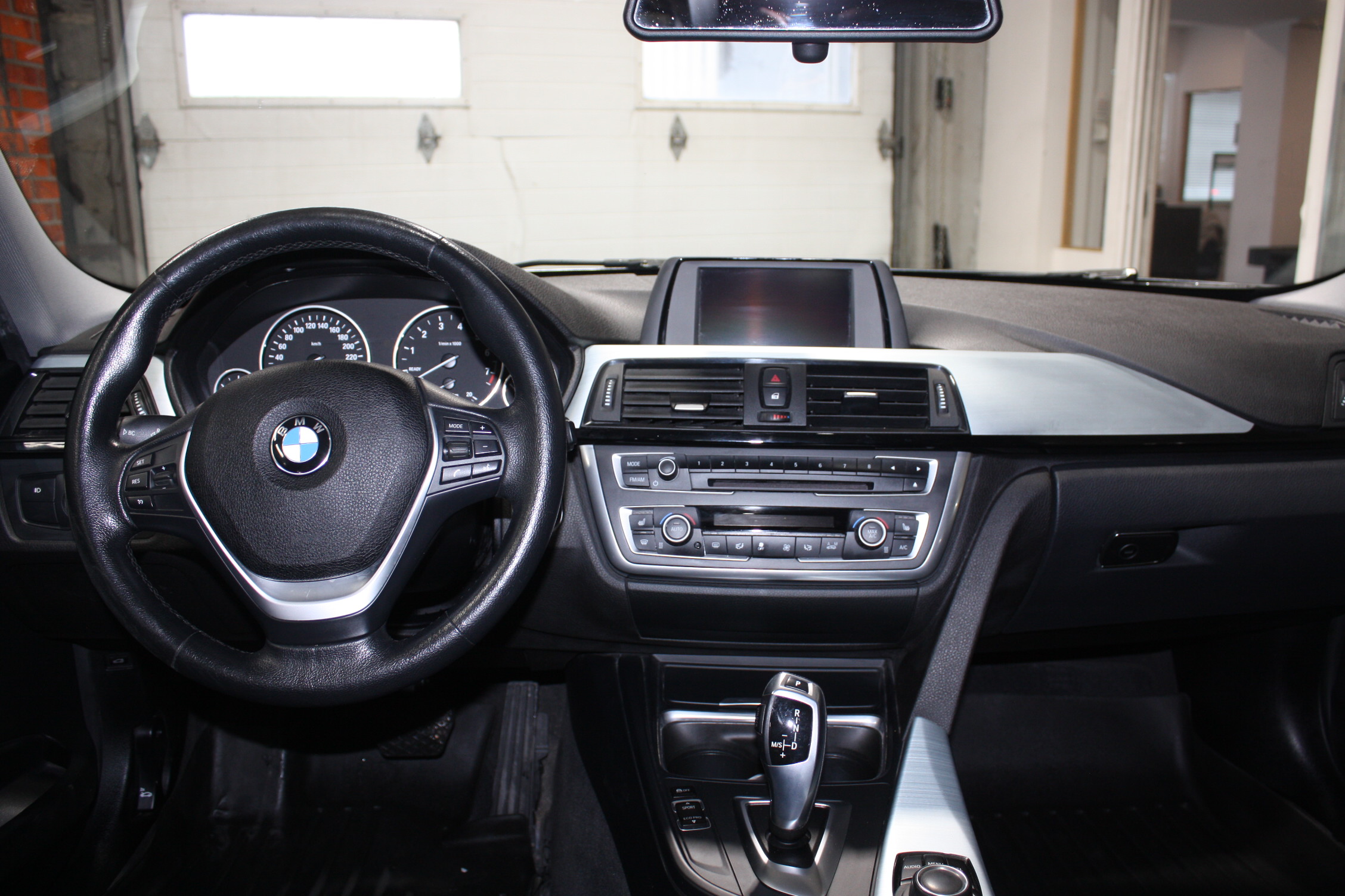 2015 BMW 320i X-DRIVE