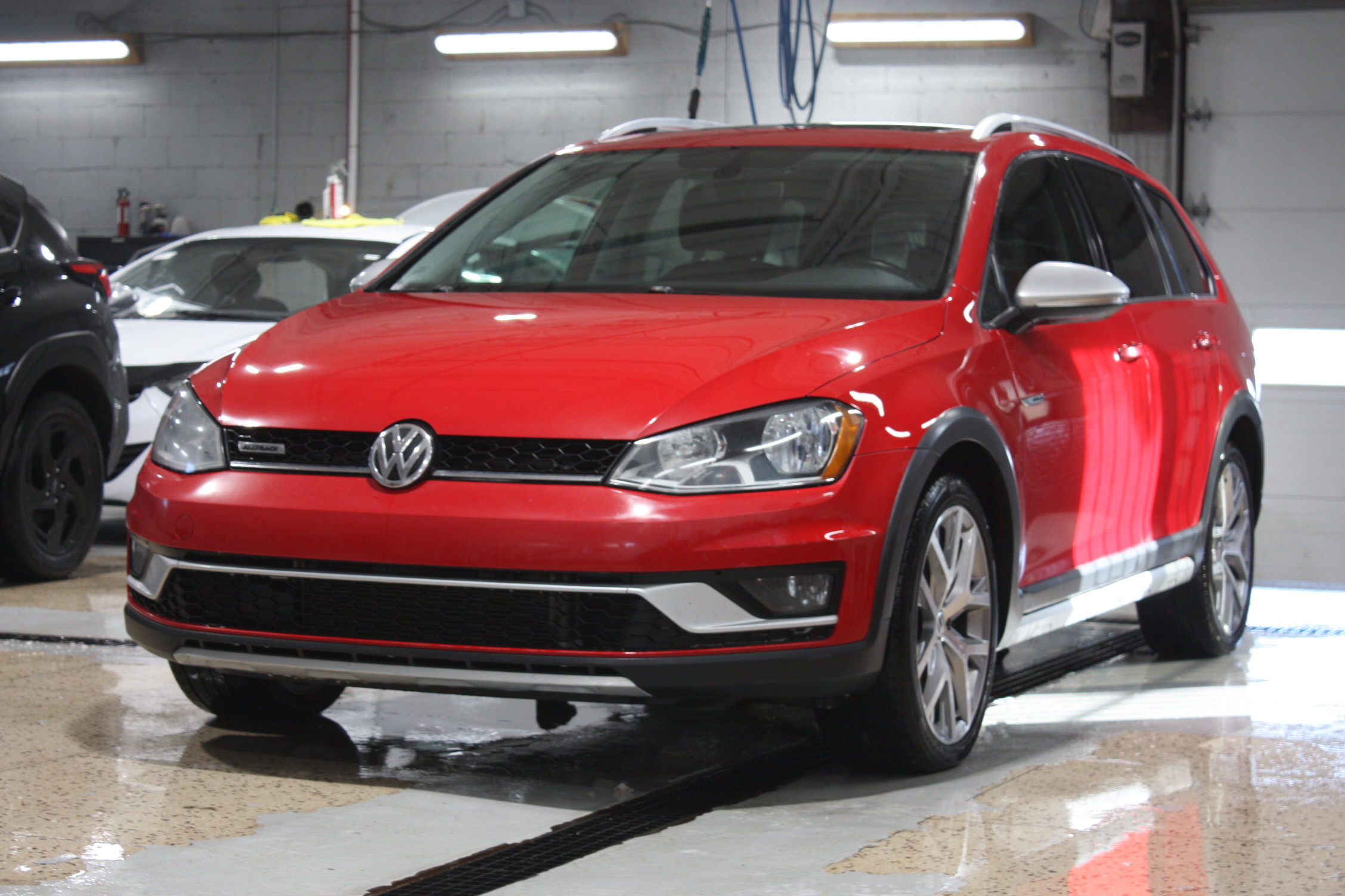 2017 VOLKSWAGEN GOLF ALLTTRACK