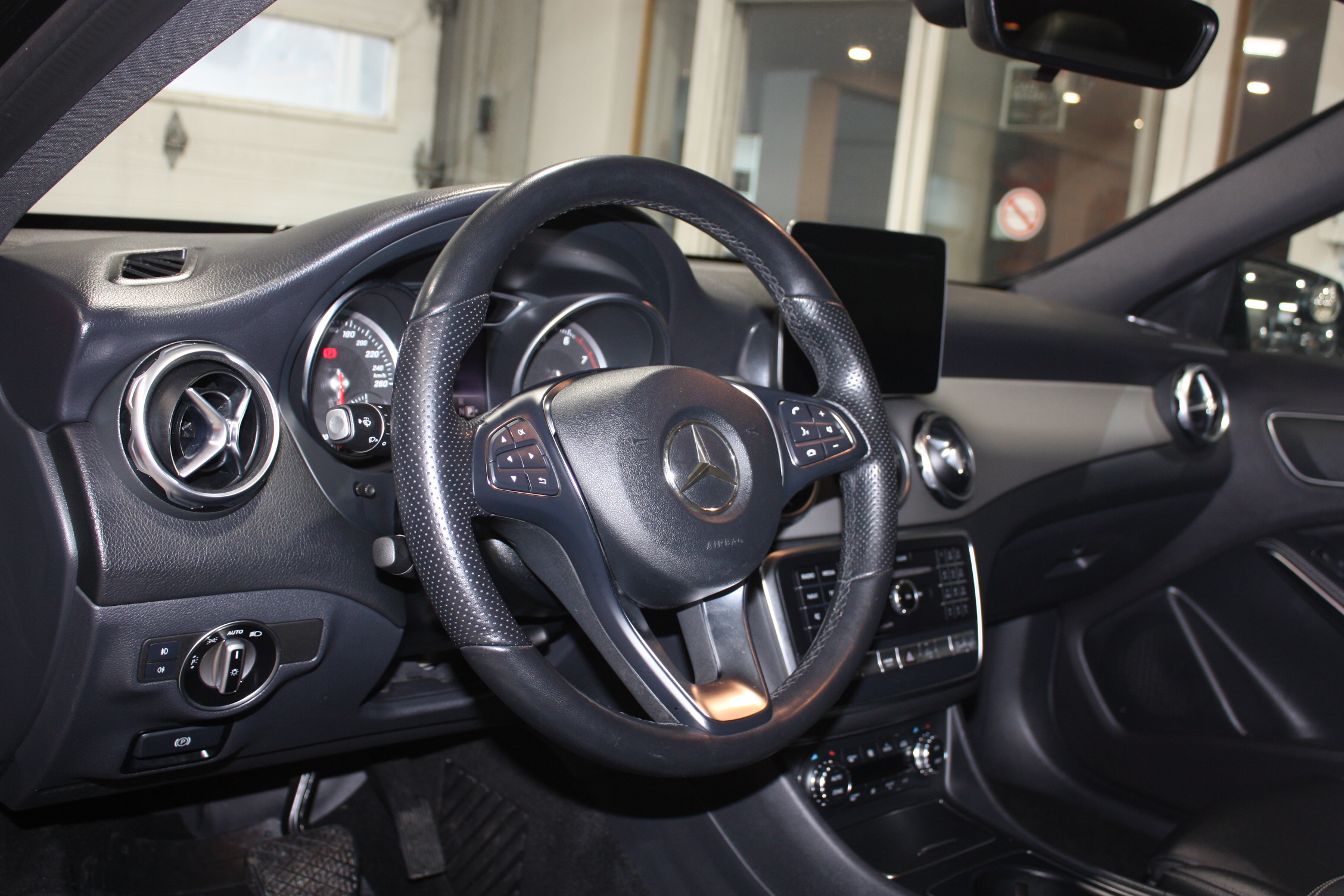 2019 MERCEDES GLA 250 4MATIC