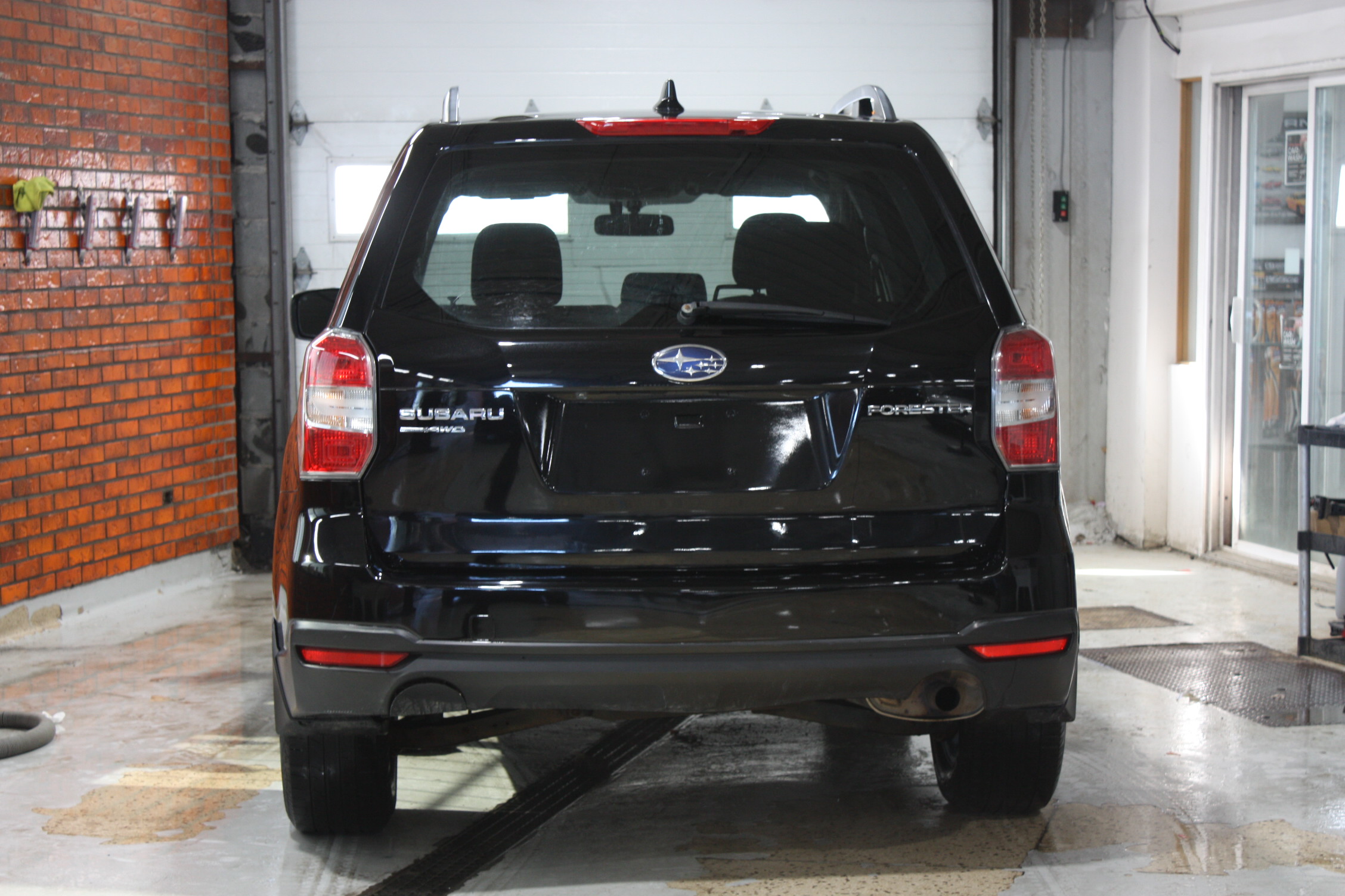 2016 SUBARU FORESTER 2.5 i