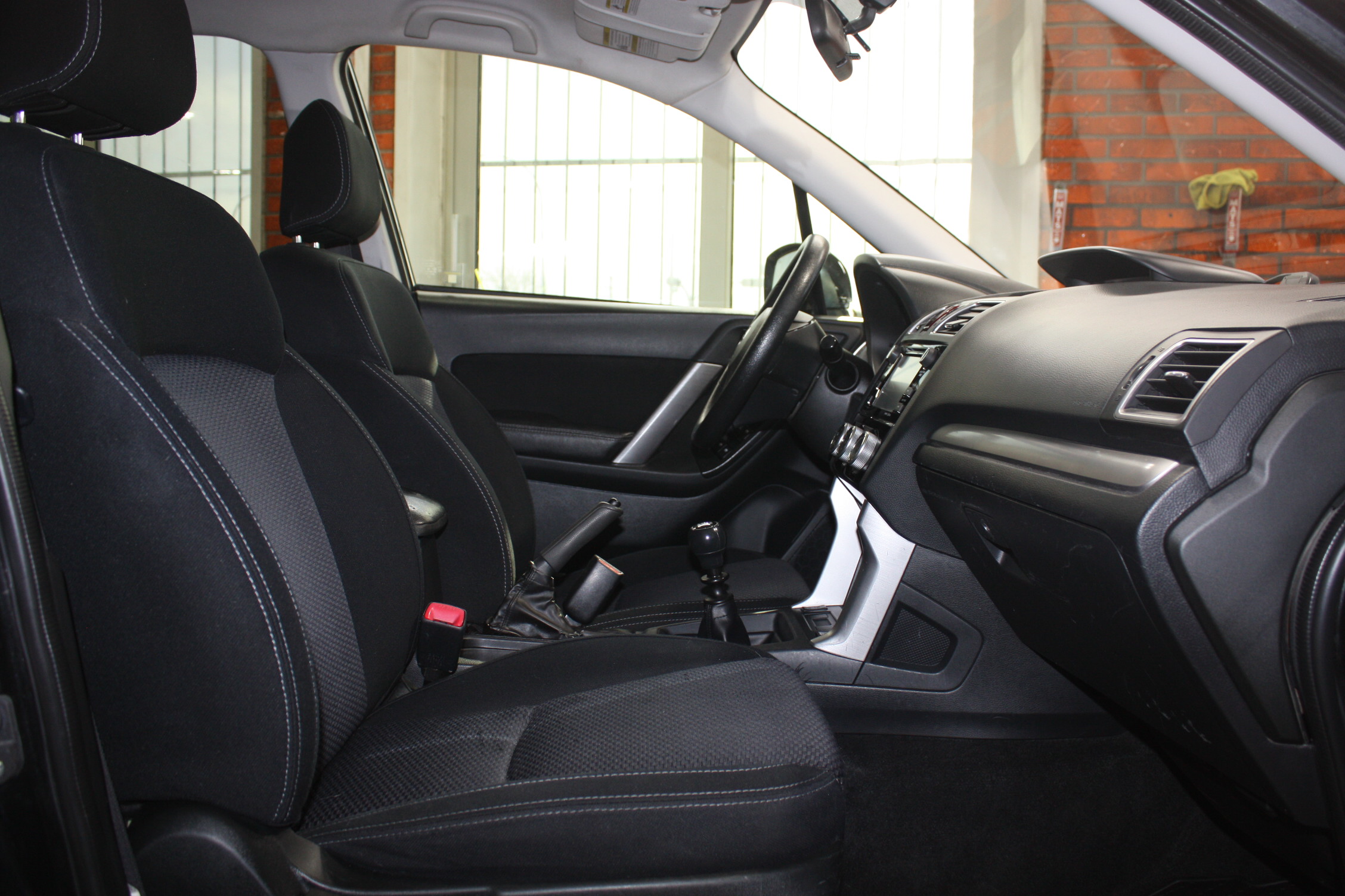 2016 SUBARU FORESTER 2.5 i