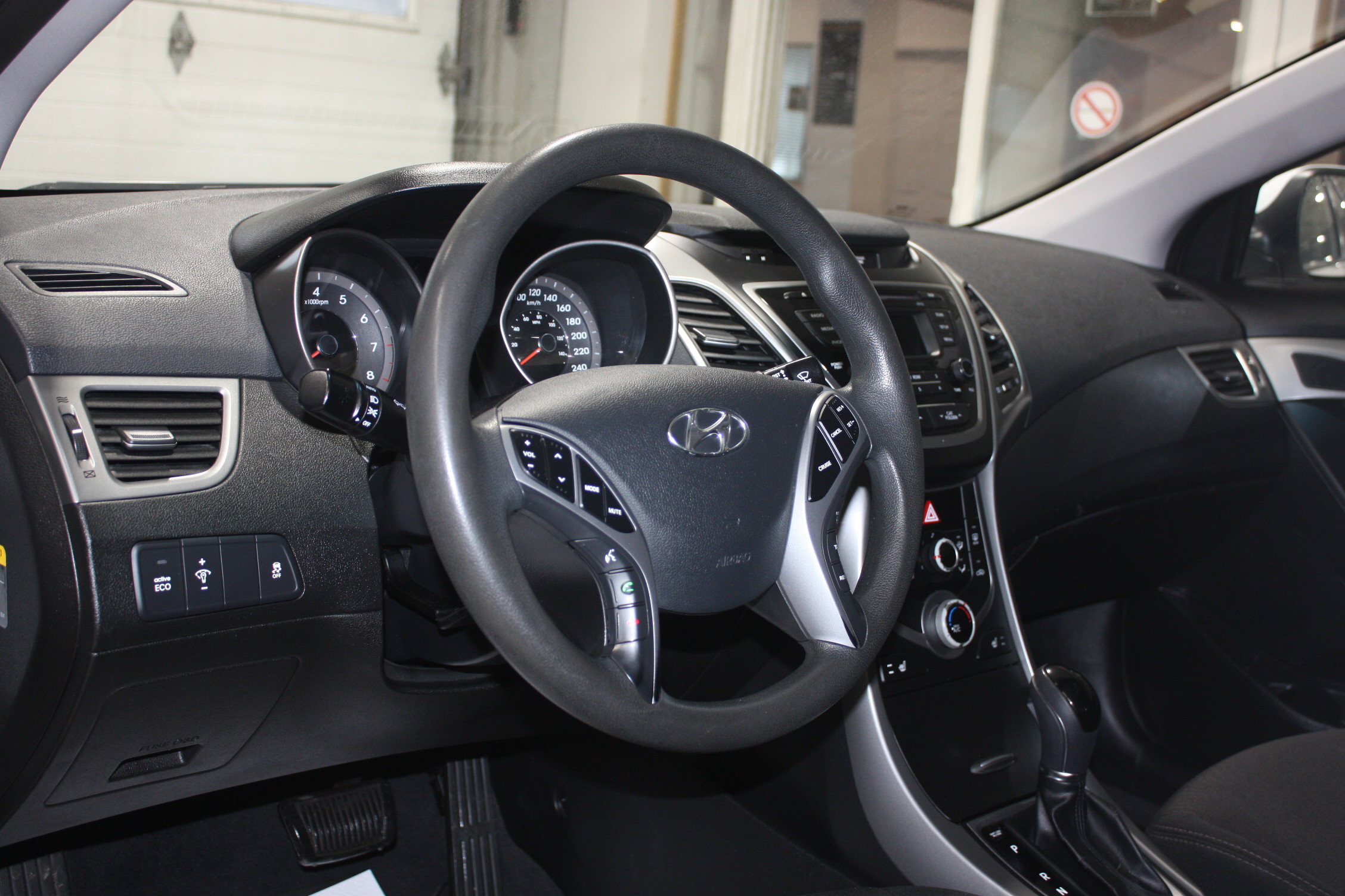 2016 HYUNDAI ELANTRA GL