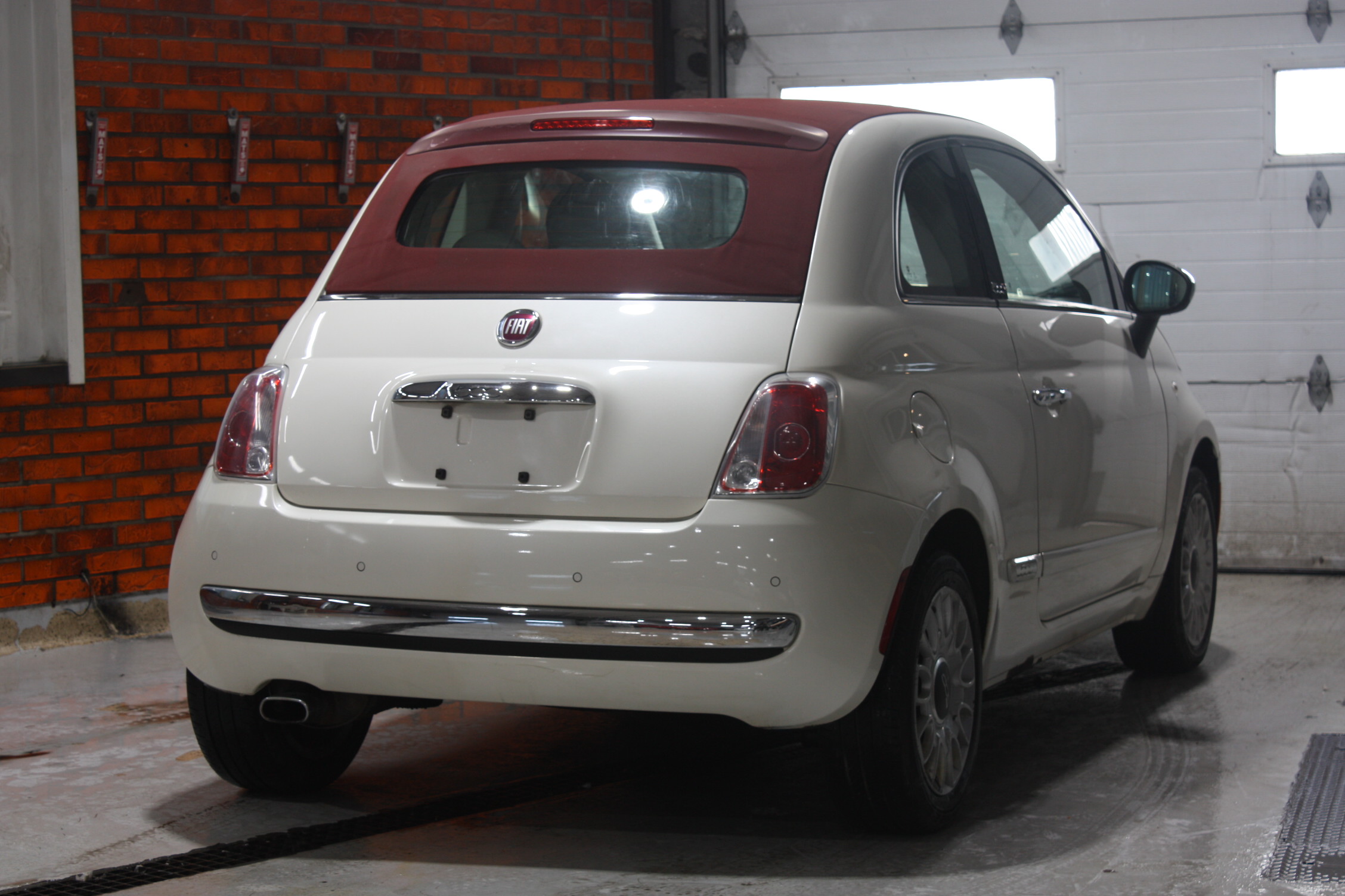 2015 FIAT 500C LOUNGE