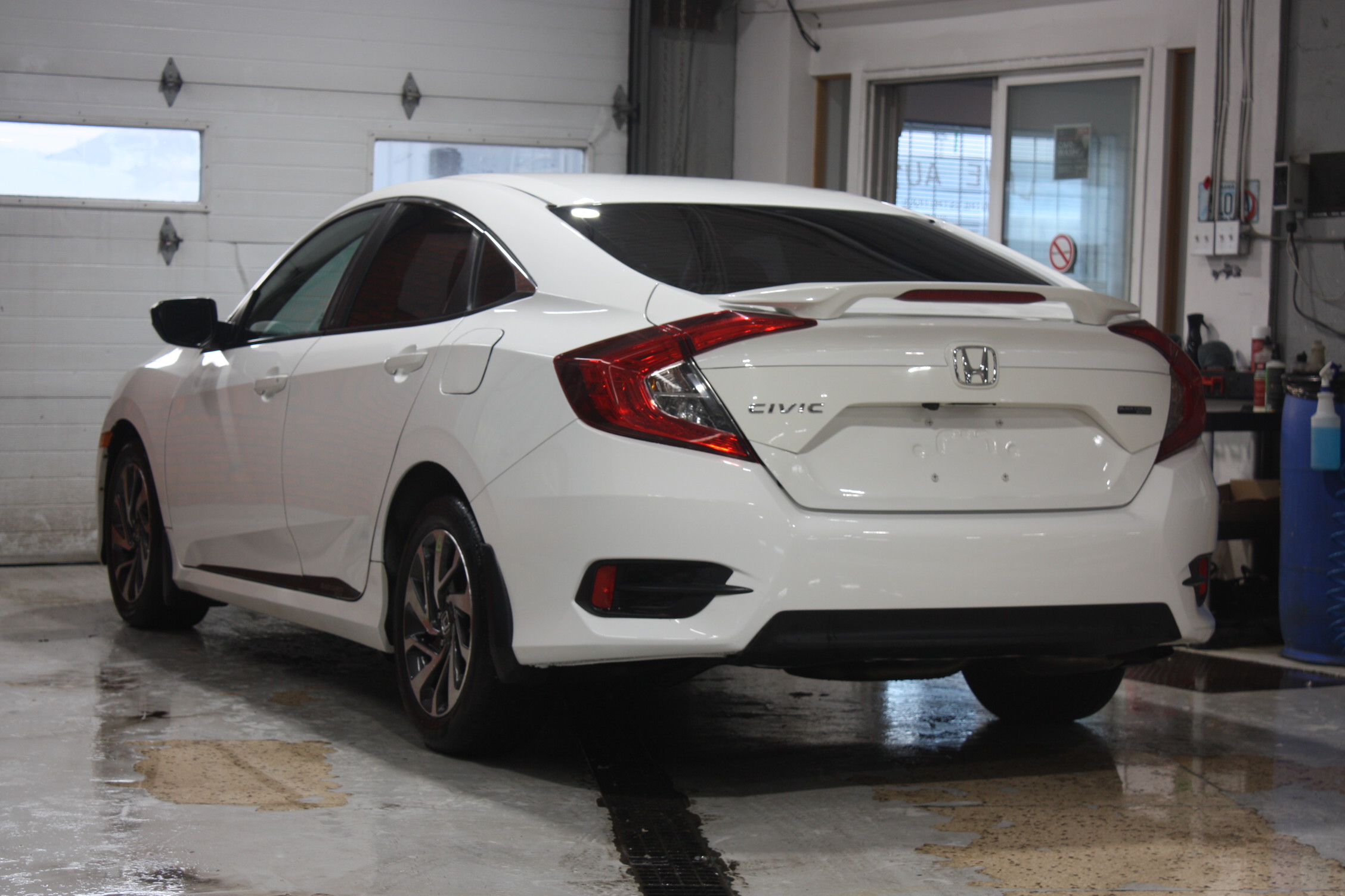 2016 HONDA CIVIC LX